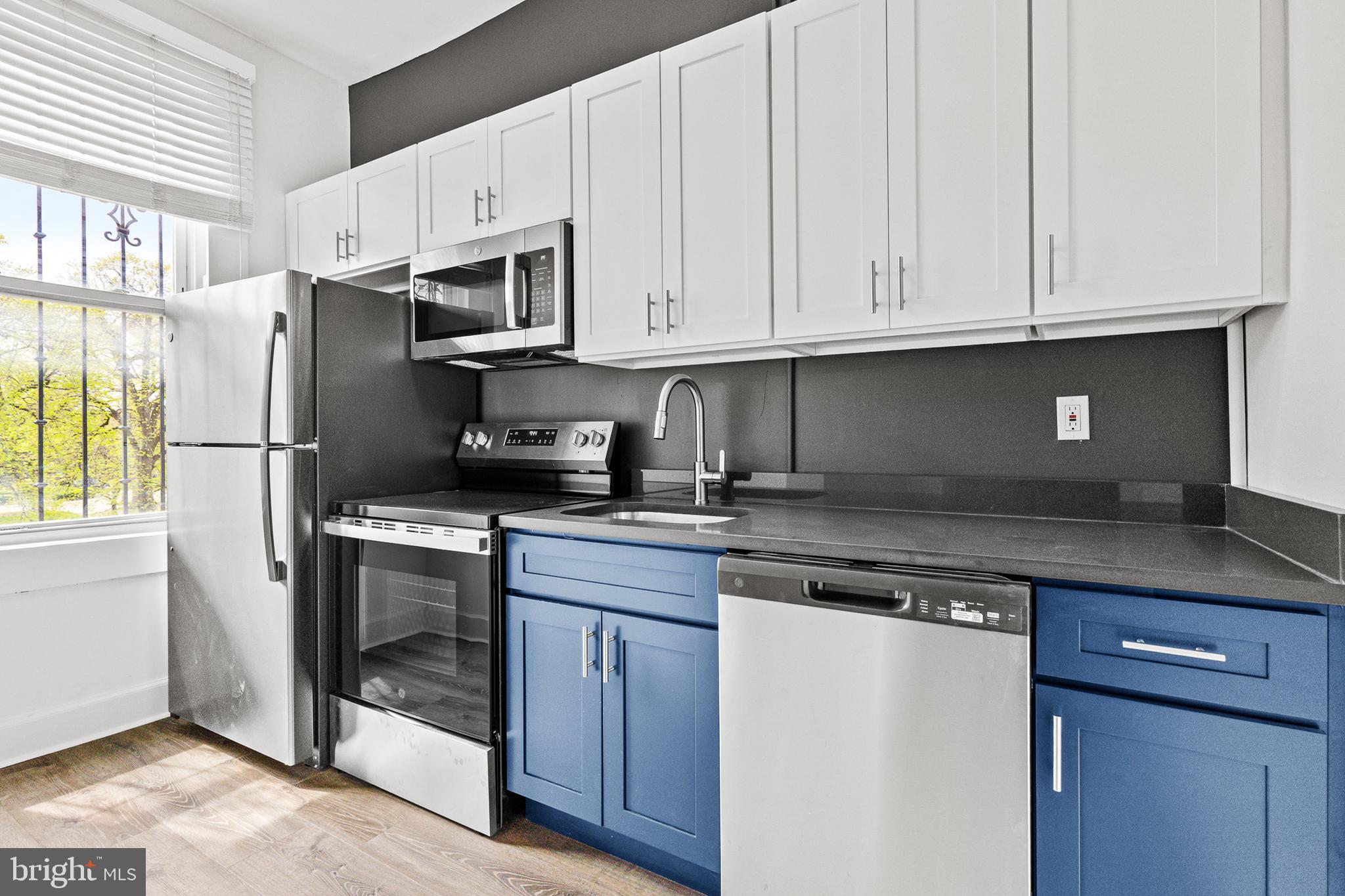 FRANKLIN SQUARE HISTORIC DISTRICT - Residential Lease