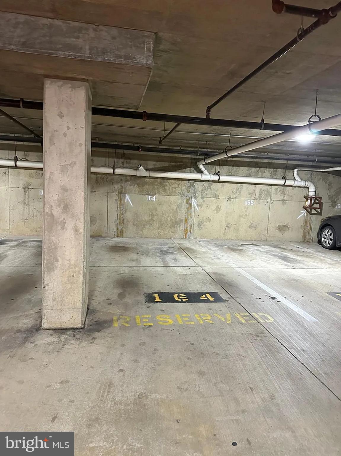 GATES OF MCLEAN - Residential