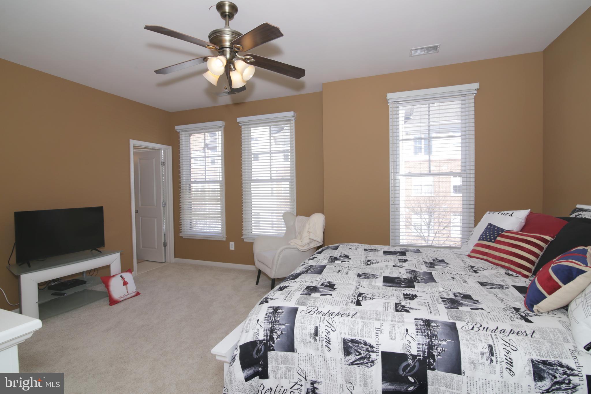 BELMONT BAY - Residential