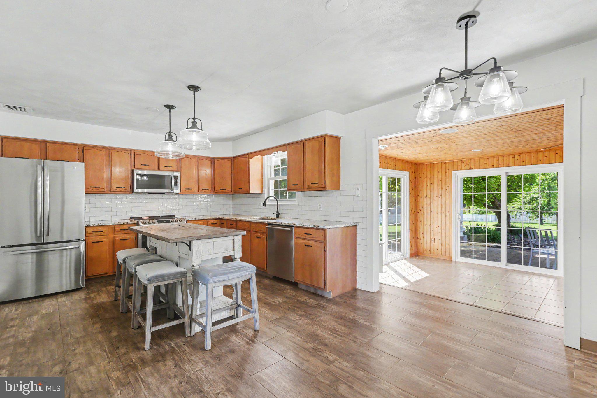 LAKE MEADE - Residential