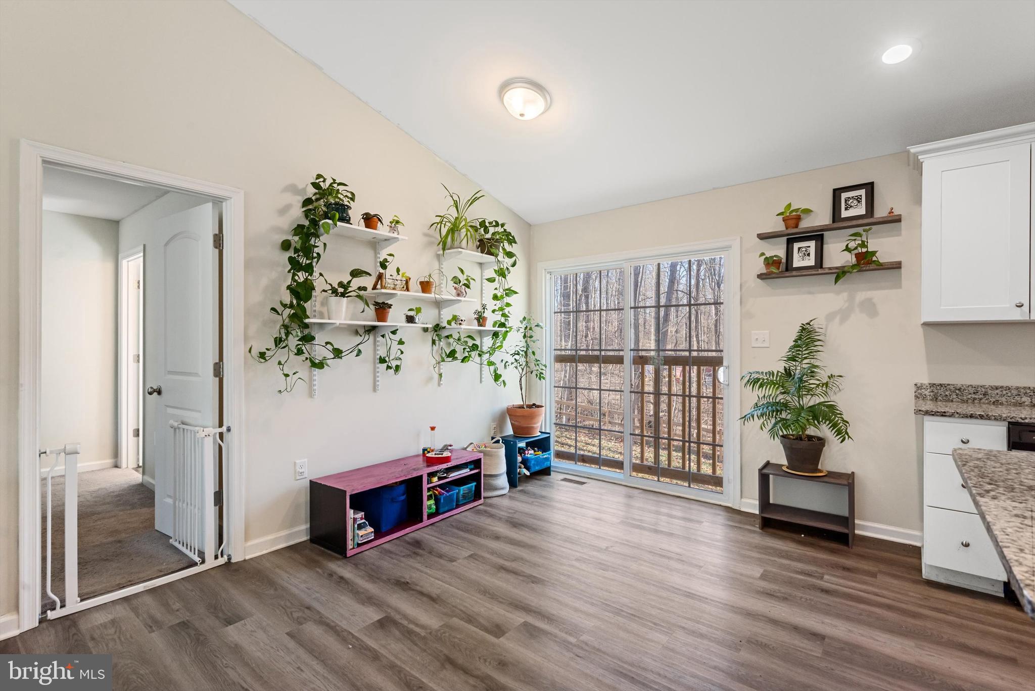 SHANNONDALE - Residential