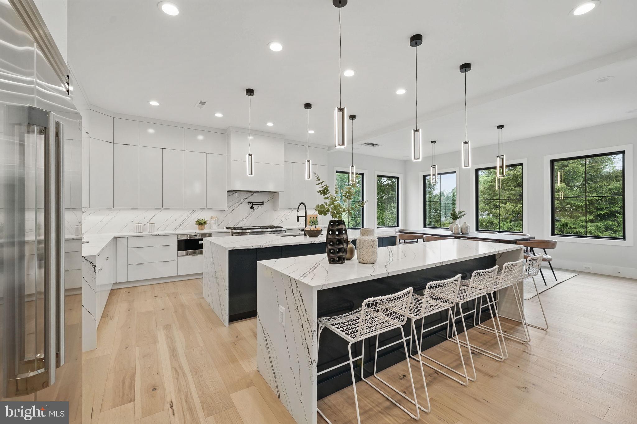 ROSEMONT - Residential