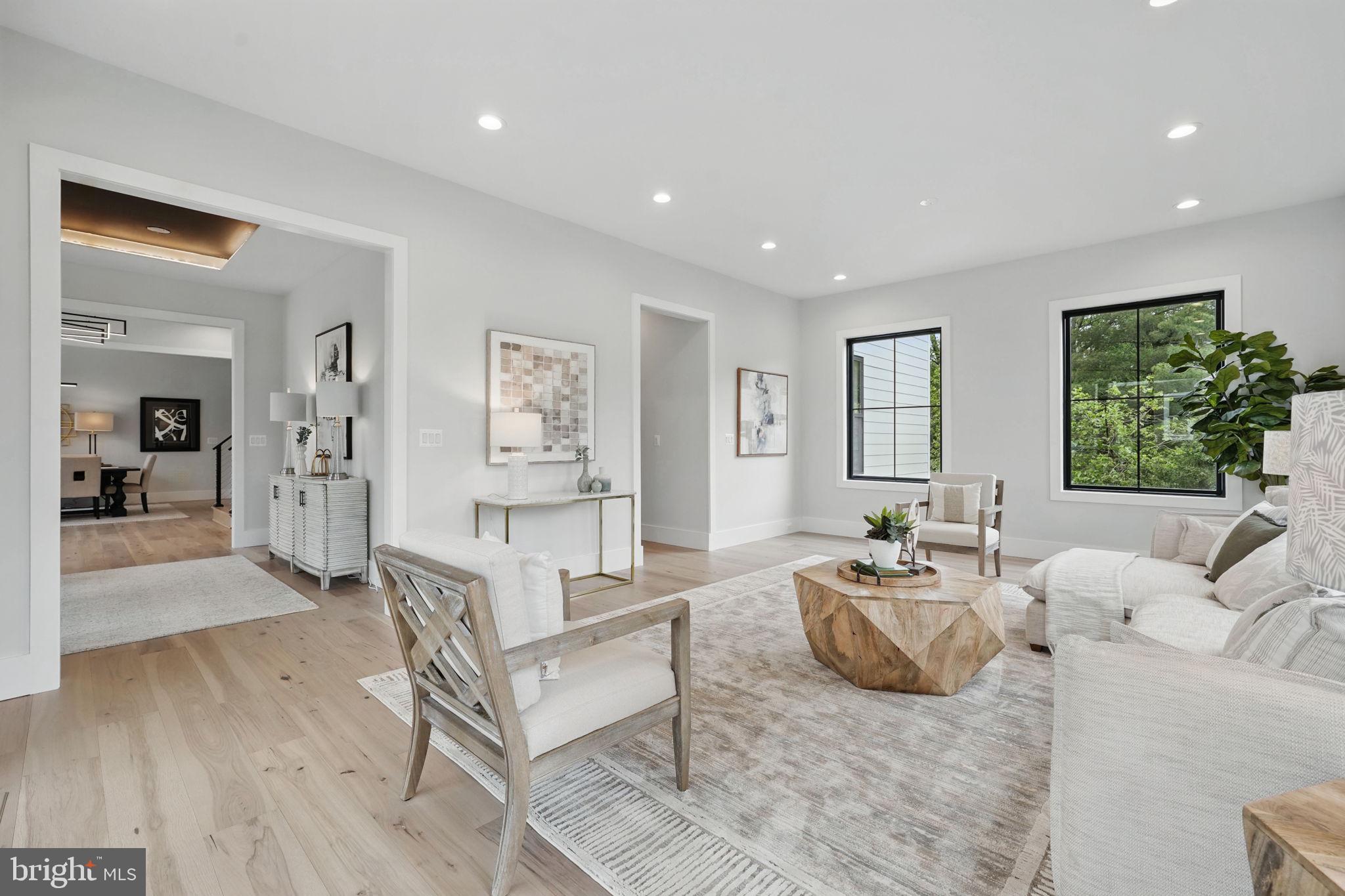 ROSEMONT - Residential