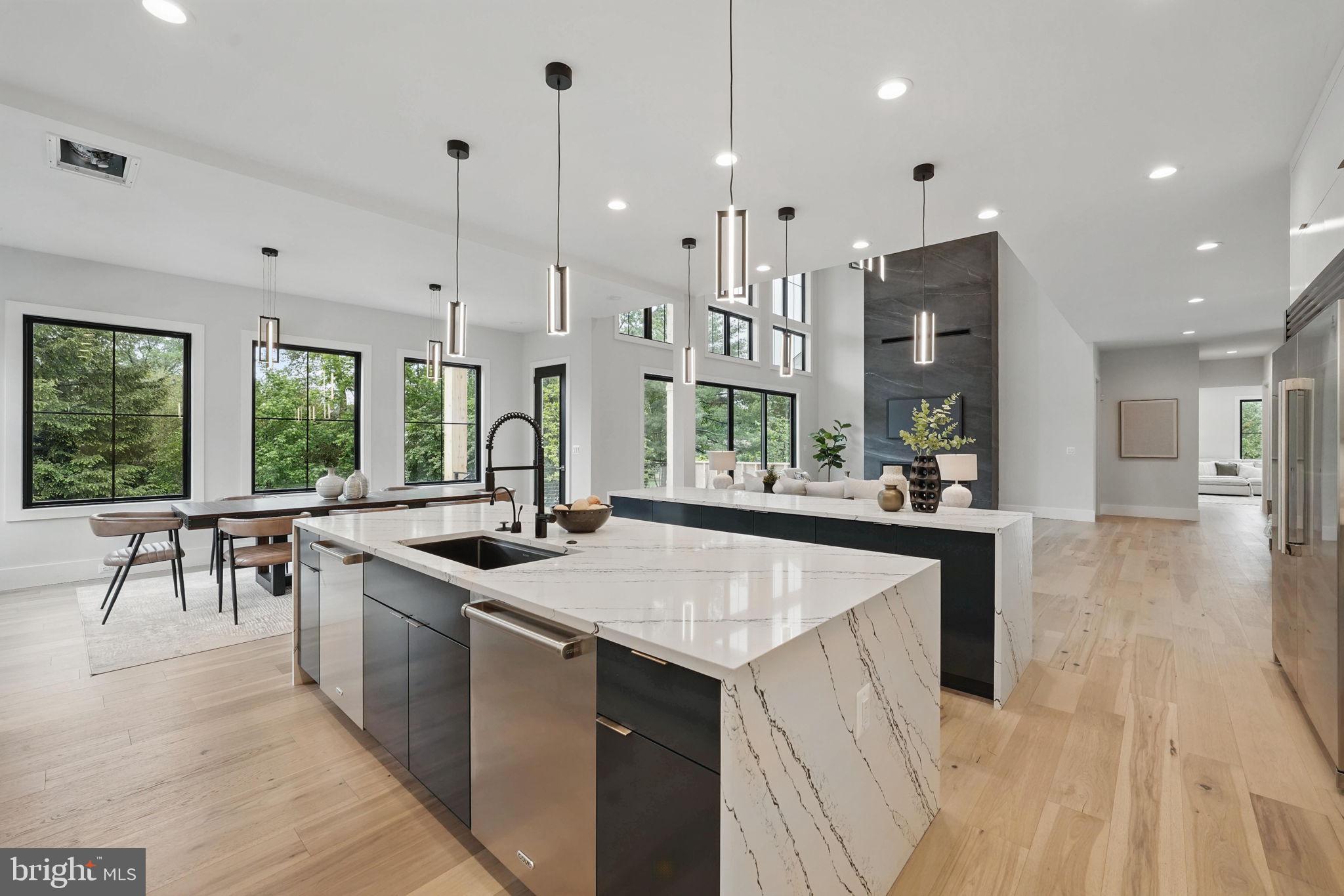 ROSEMONT - Residential