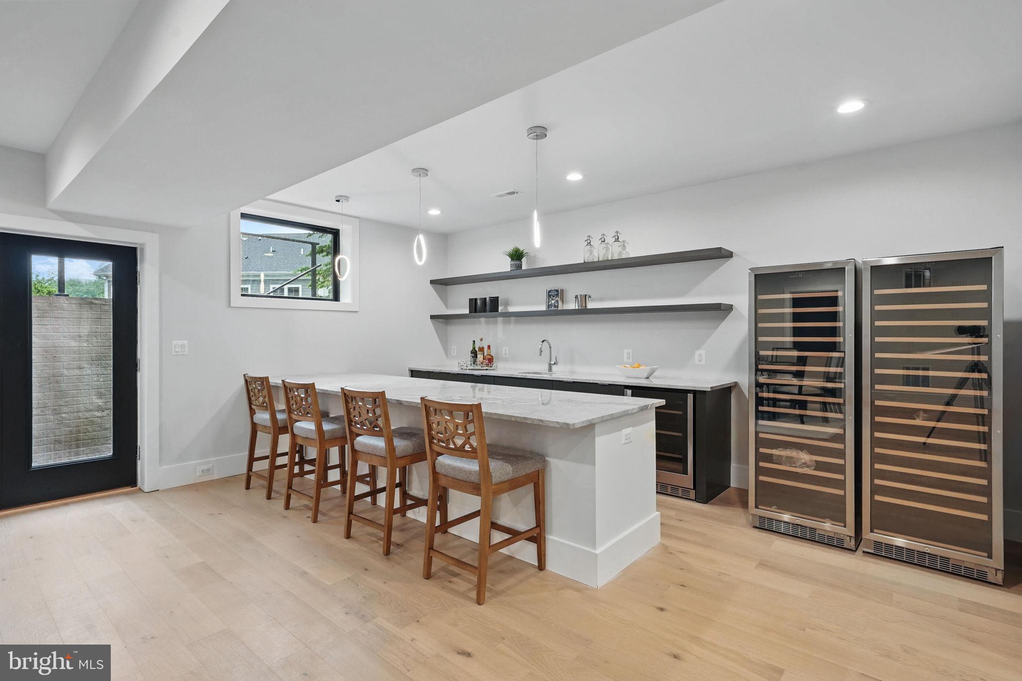 ROSEMONT - Residential