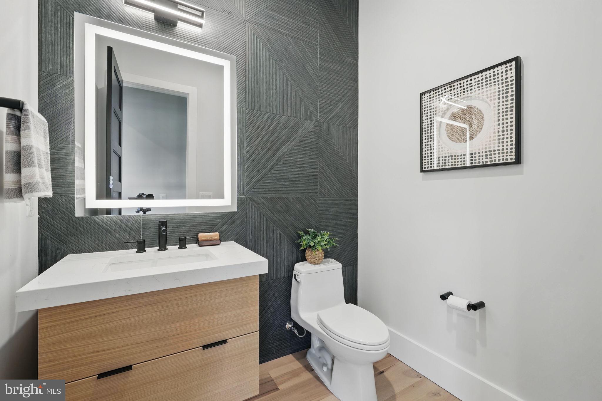 ROSEMONT - Residential