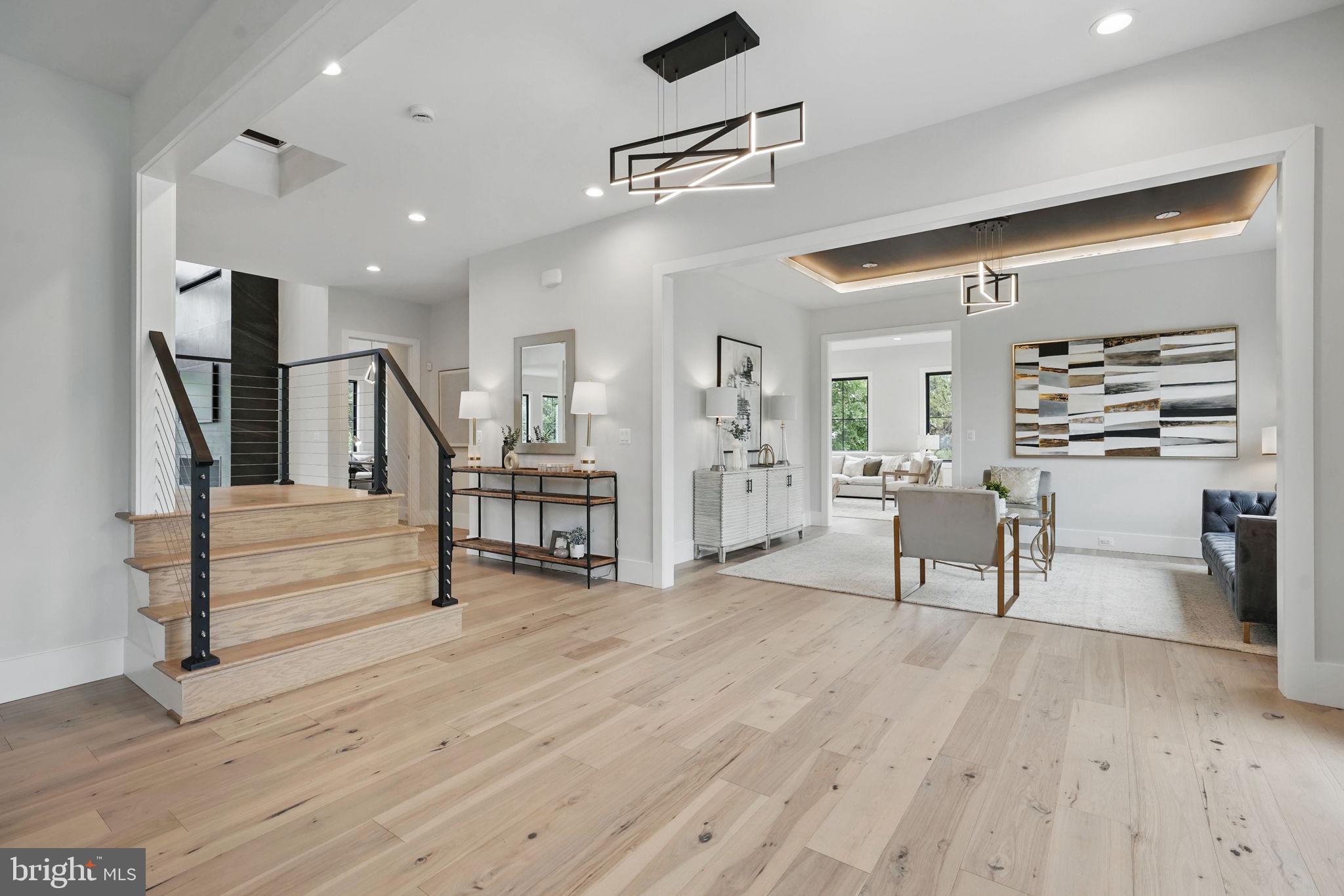 ROSEMONT - Residential