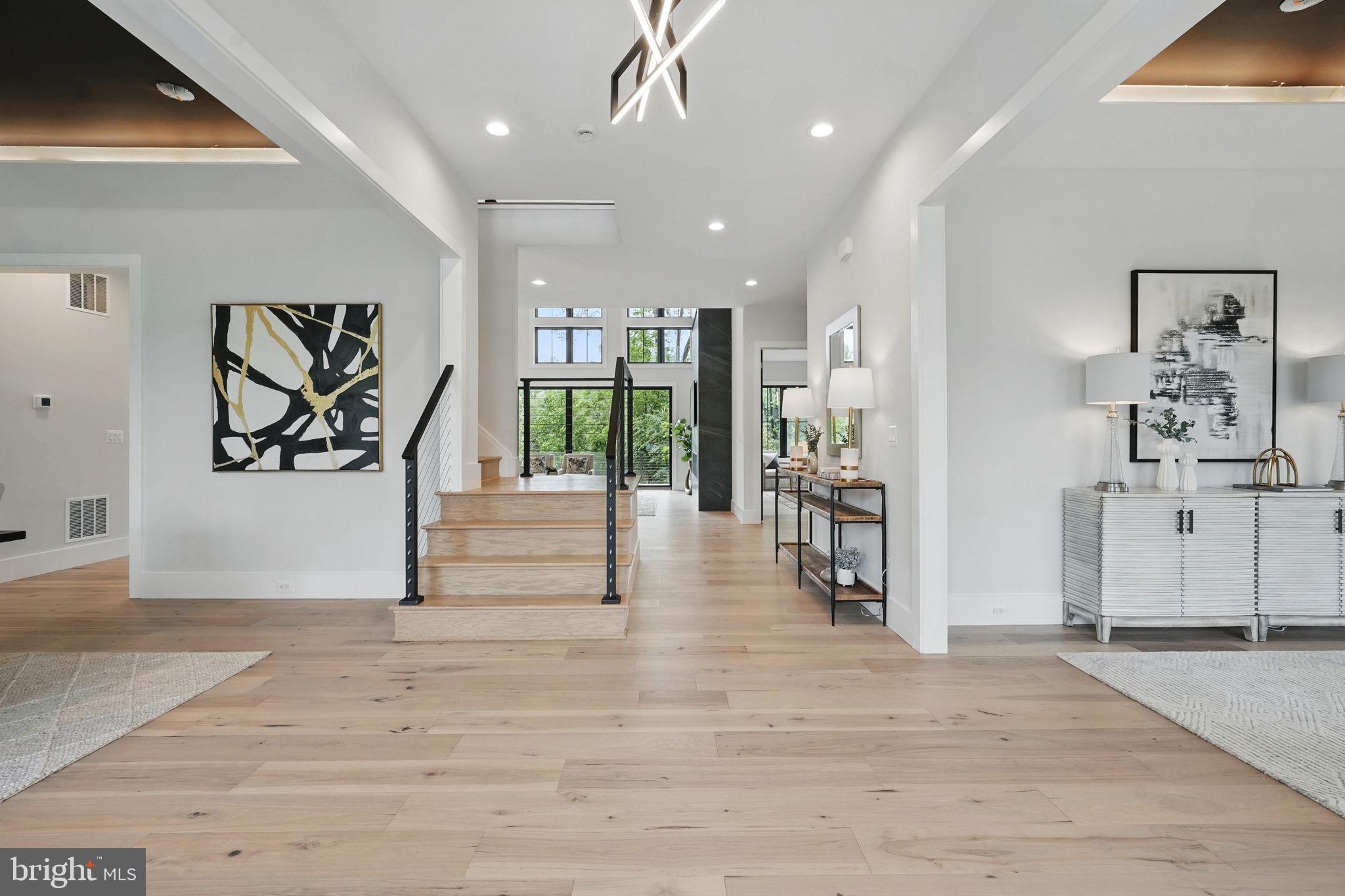 ROSEMONT - Residential