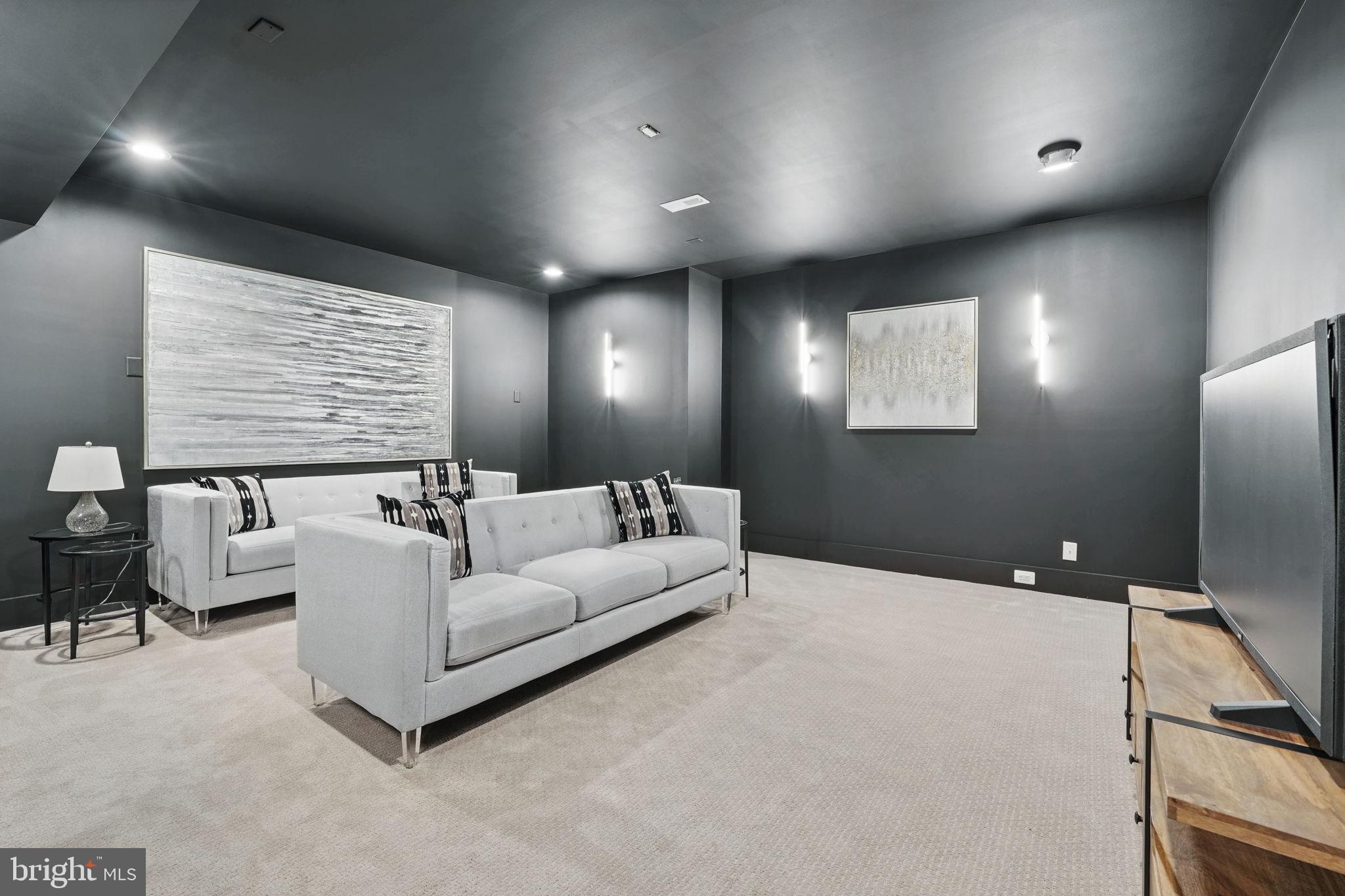 ROSEMONT - Residential