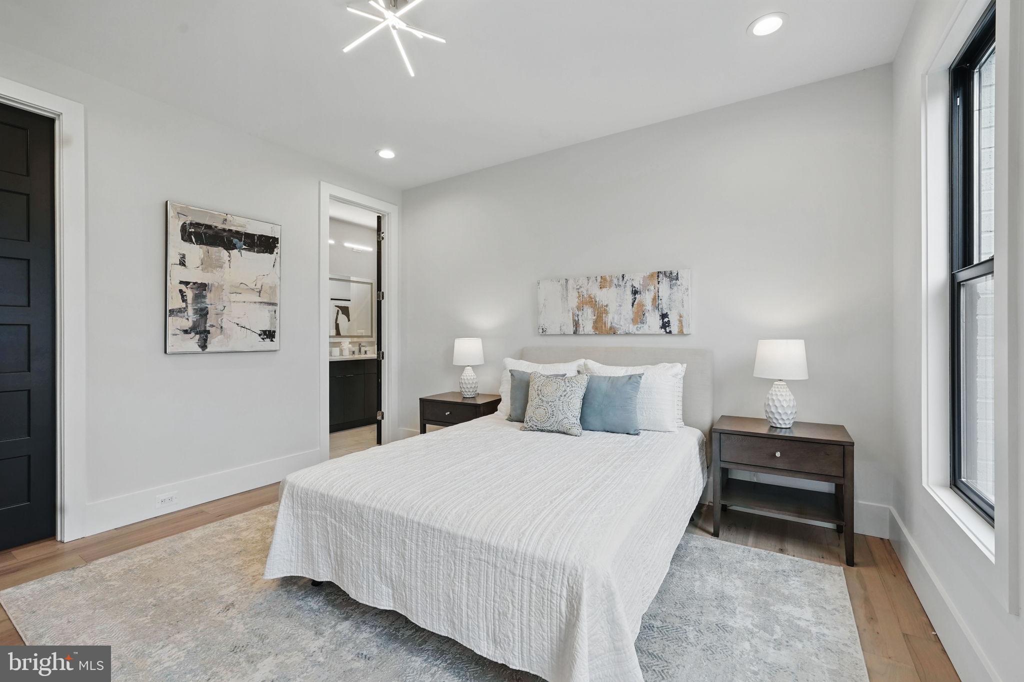 ROSEMONT - Residential