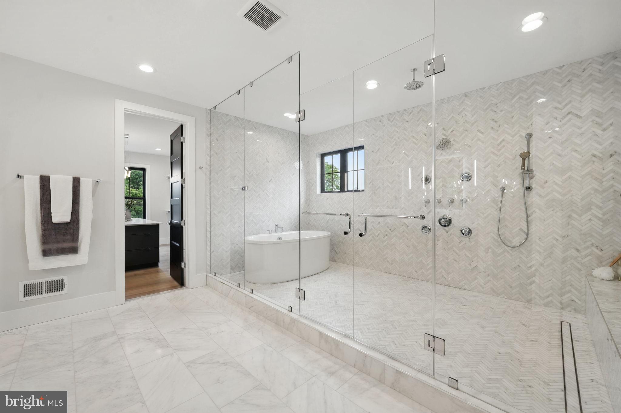 ROSEMONT - Residential