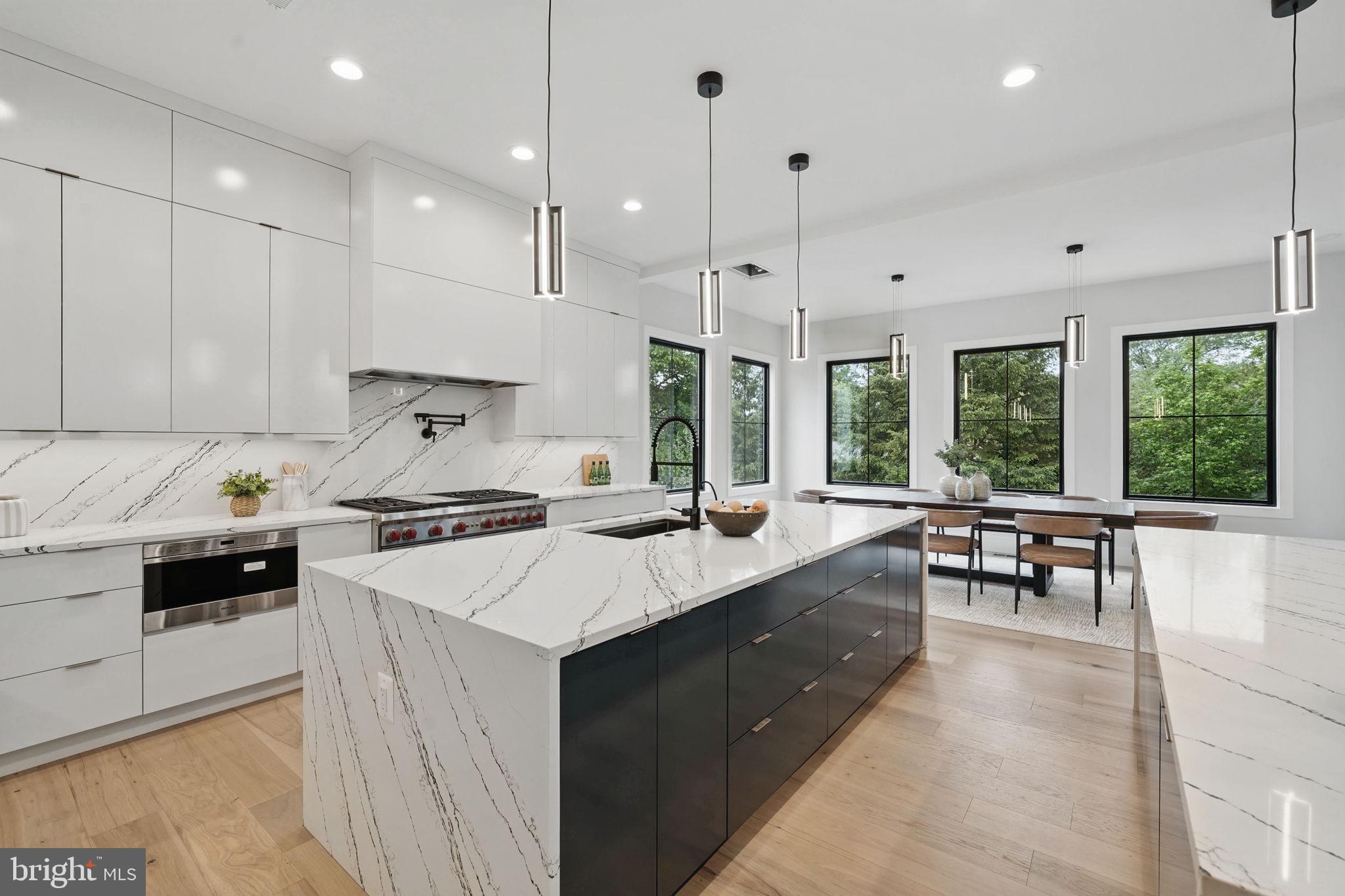 ROSEMONT - Residential