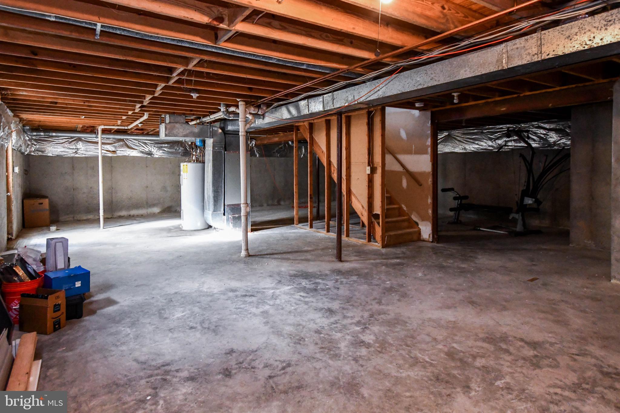 VILLAGES OF MARLBOROUGH - Residential Lease