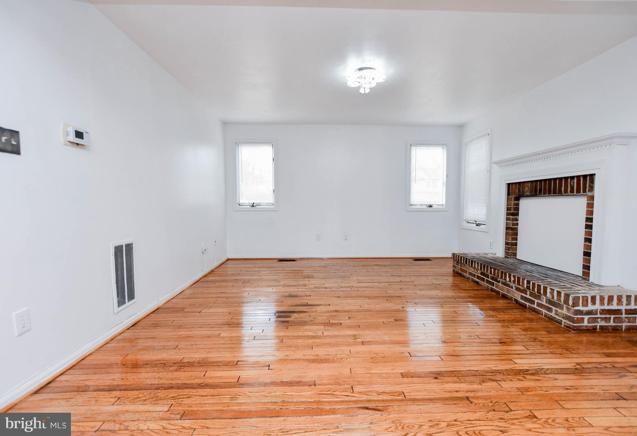 VILLAGES OF MARLBOROUGH - Residential Lease