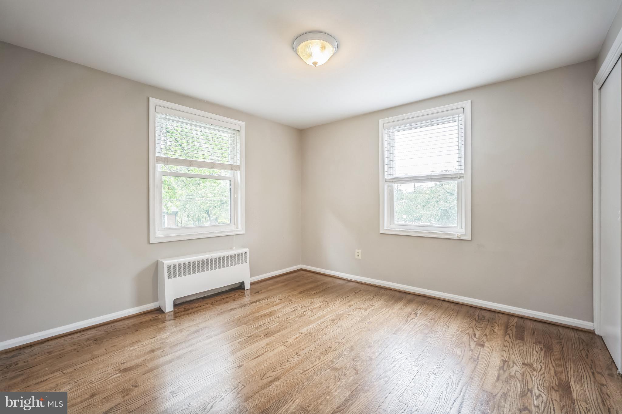 WARWICK VILLAGE - Residential Lease