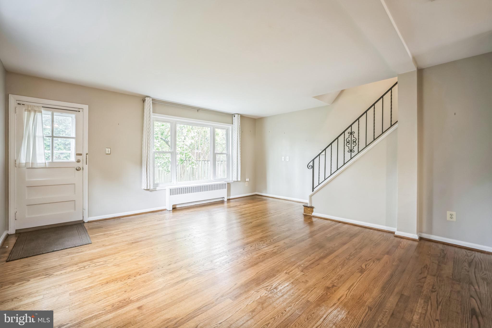 WARWICK VILLAGE - Residential Lease