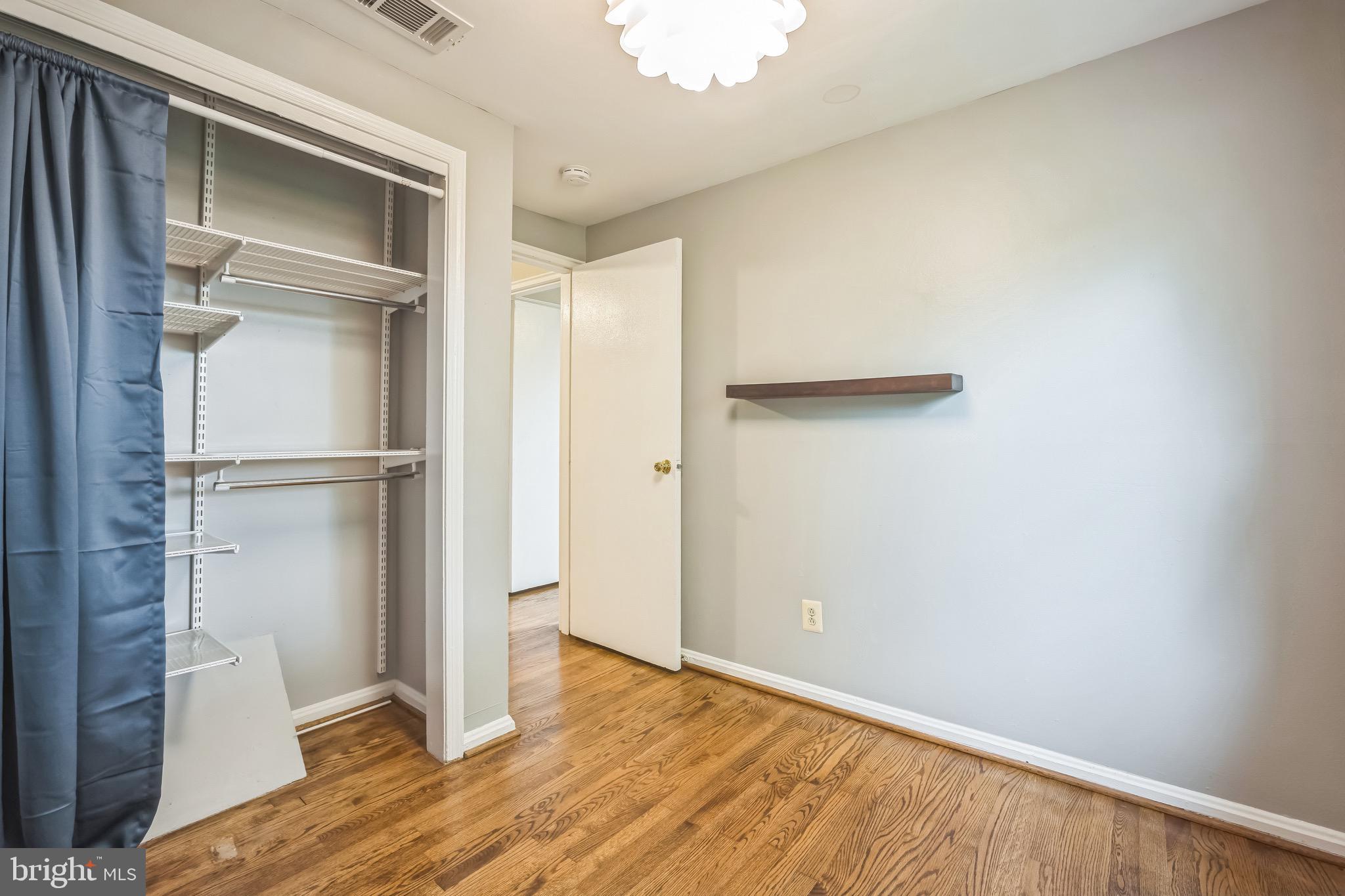 WARWICK VILLAGE - Residential Lease