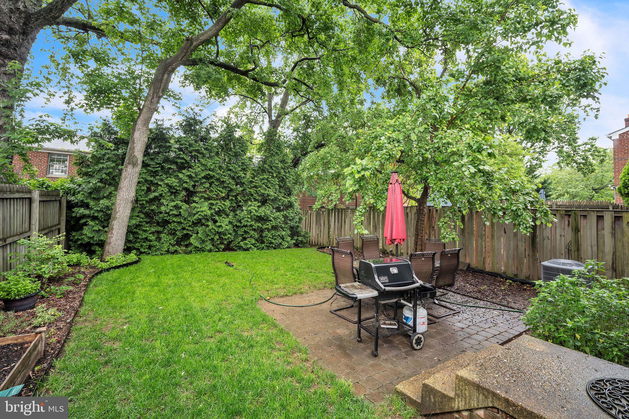 WARWICK VILLAGE - Residential Lease