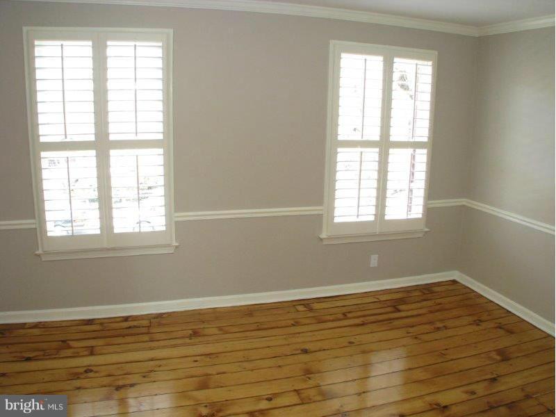 OLD TOWN - Residential Lease