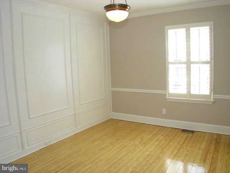 OLD TOWN - Residential Lease