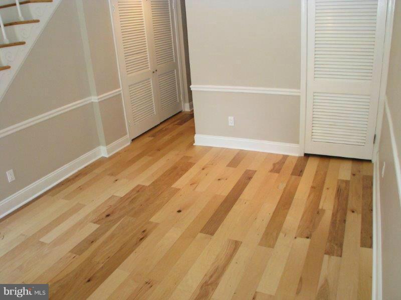 OLD TOWN - Residential Lease