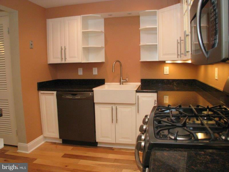 OLD TOWN - Residential Lease