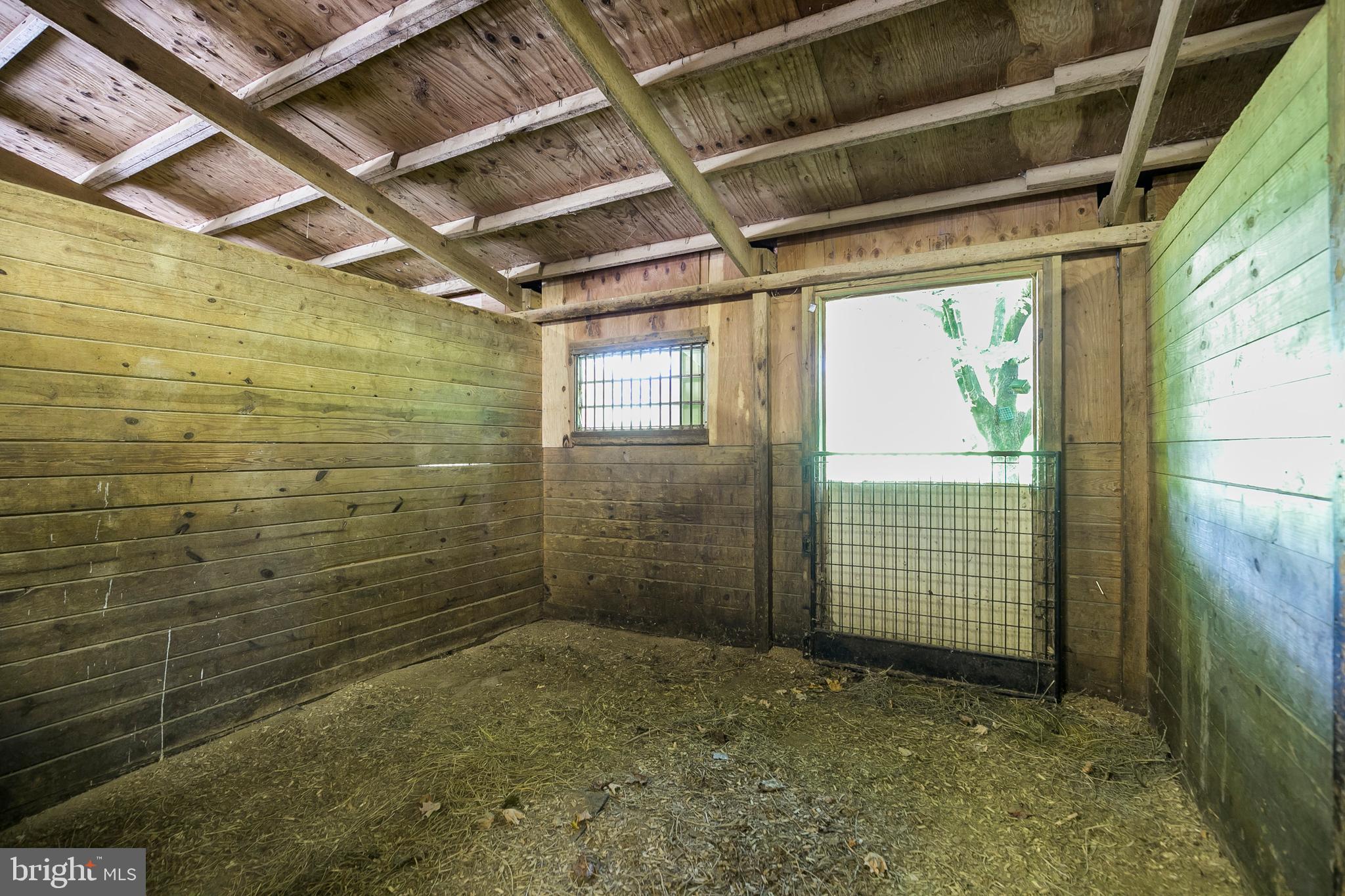 CHESHIRE HUNT - Residential