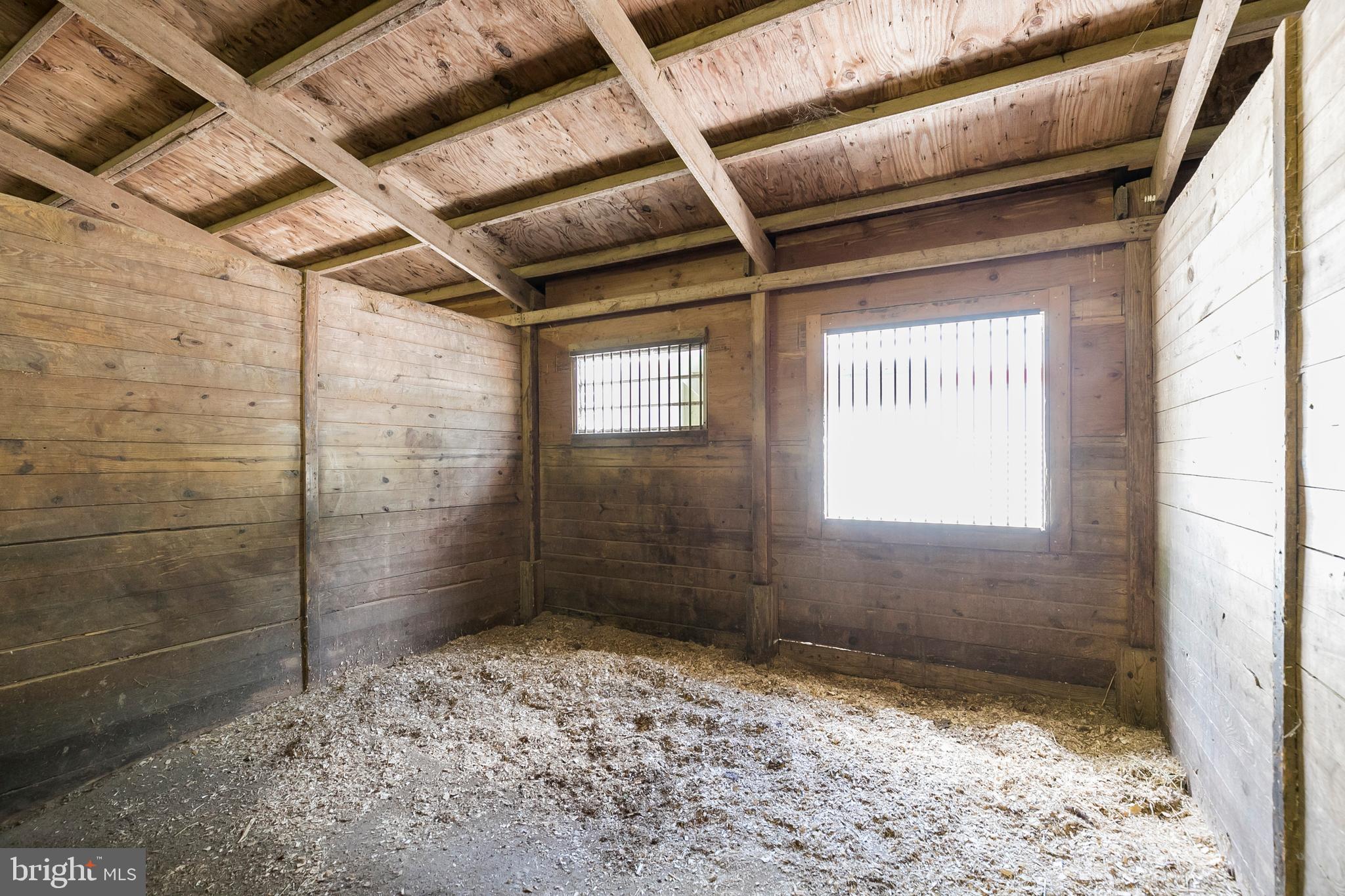 CHESHIRE HUNT - Residential