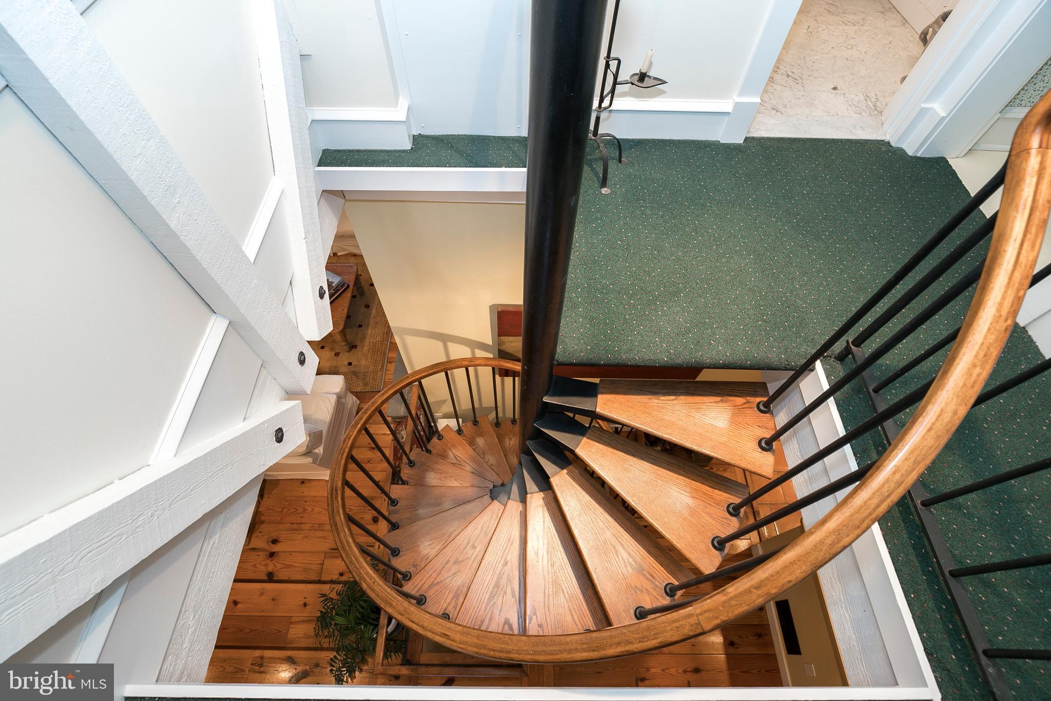 CHESHIRE HUNT - Residential