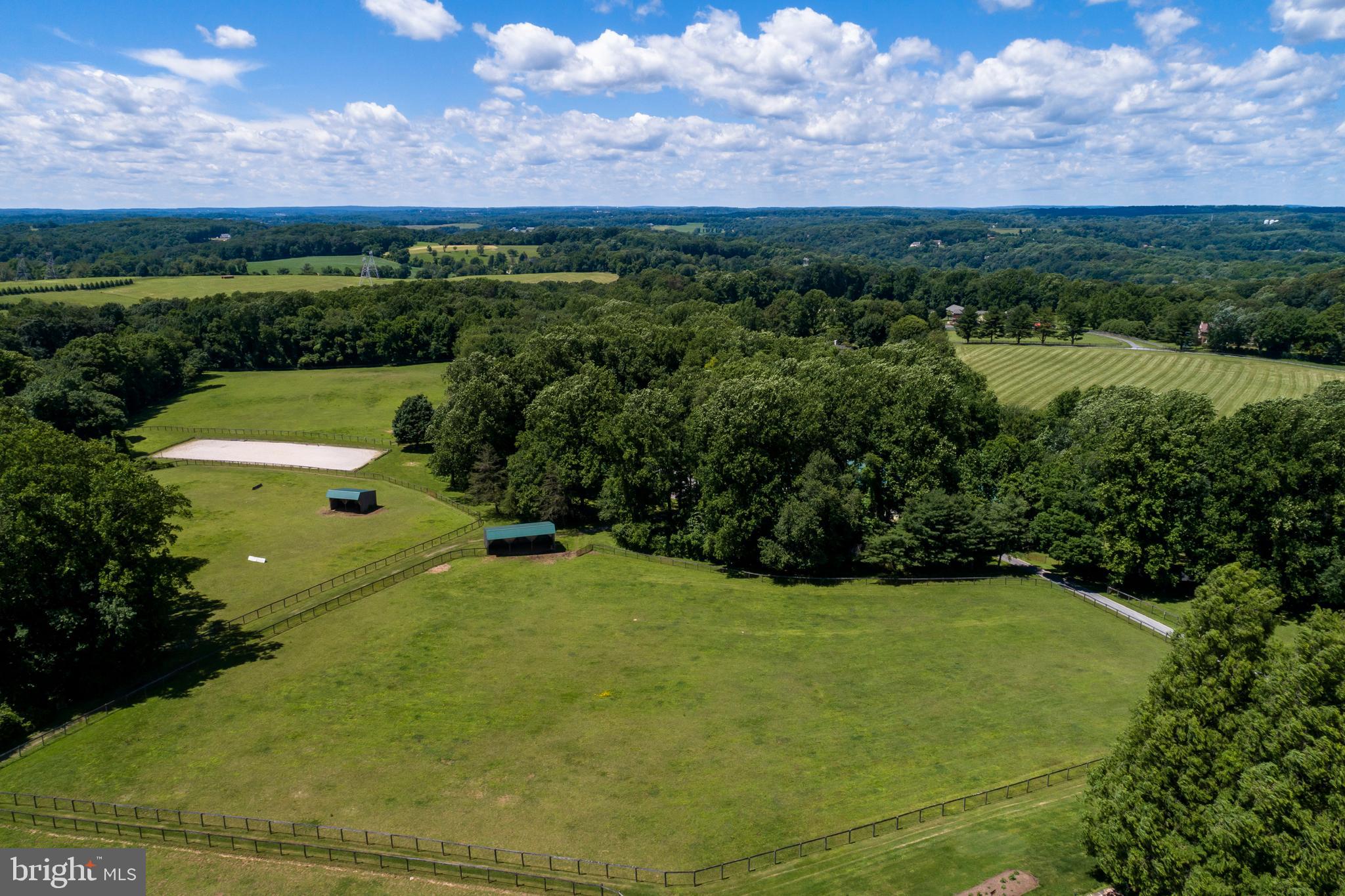 CHESHIRE HUNT - Residential