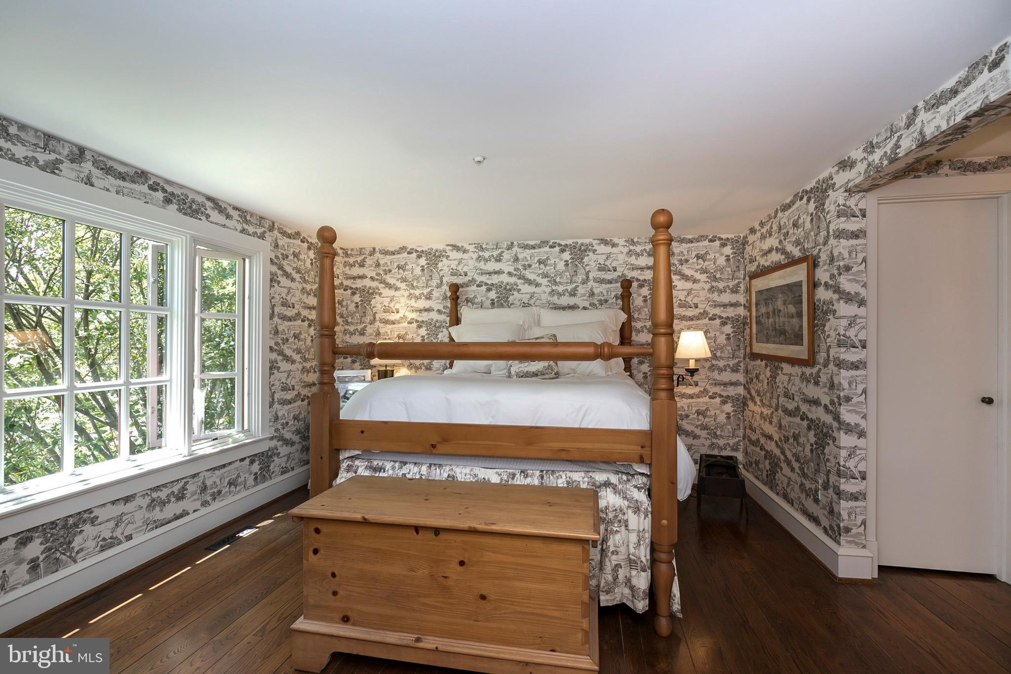 CHESHIRE HUNT - Residential