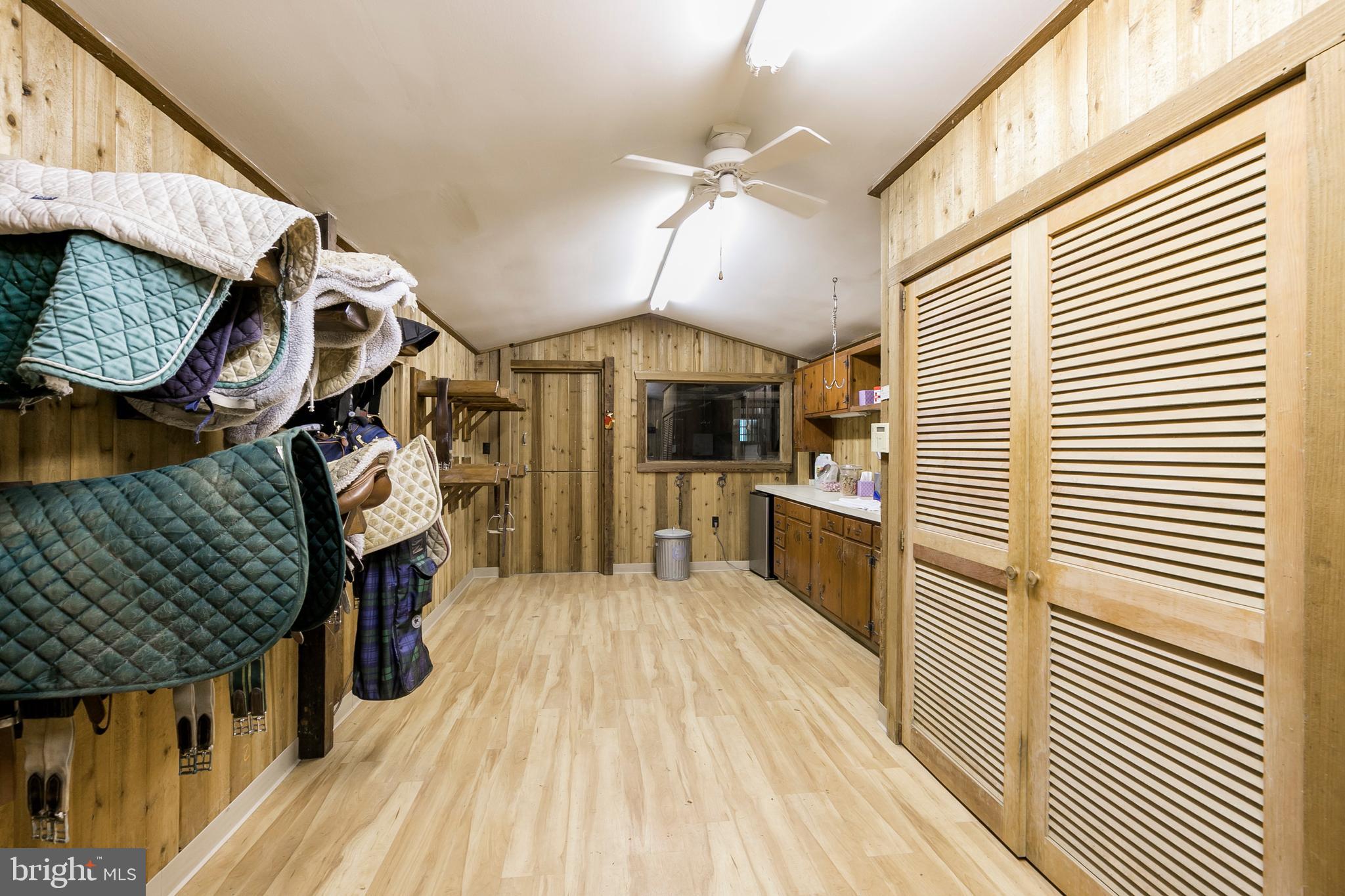 CHESHIRE HUNT - Residential