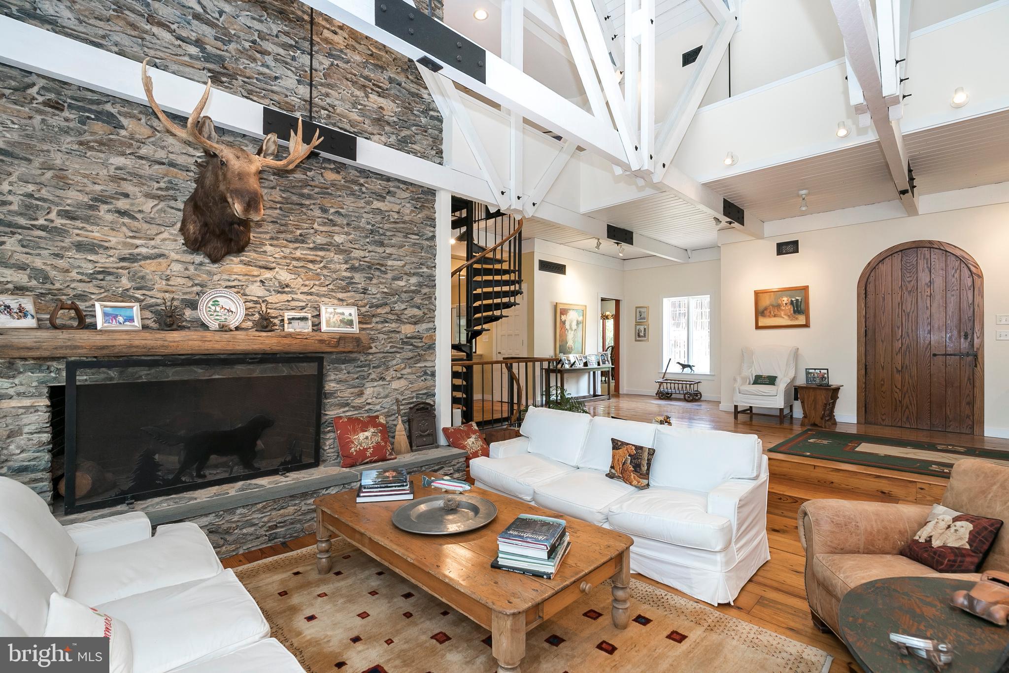 CHESHIRE HUNT - Residential