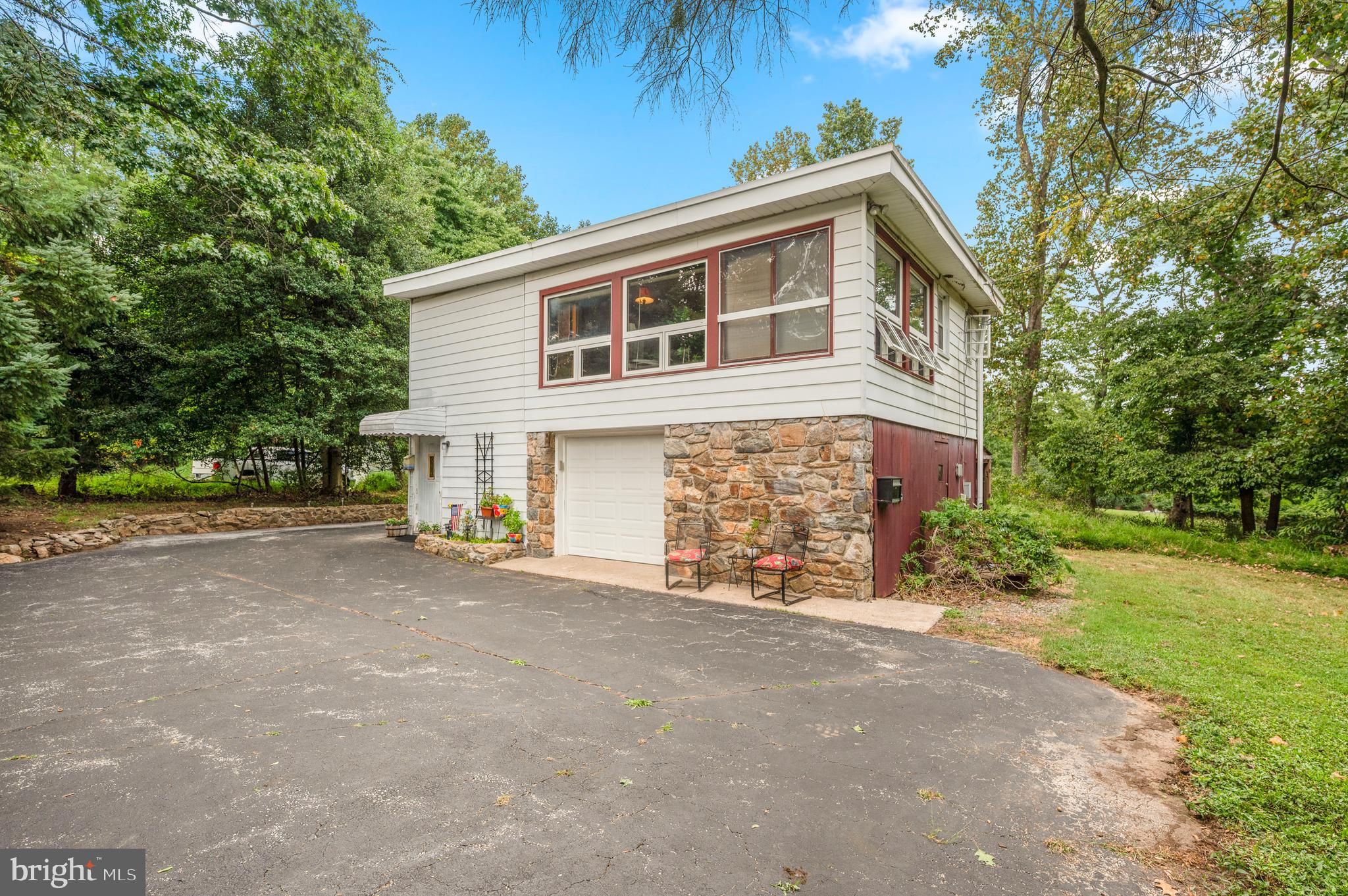 VALLEY FORGE MTN - Residential