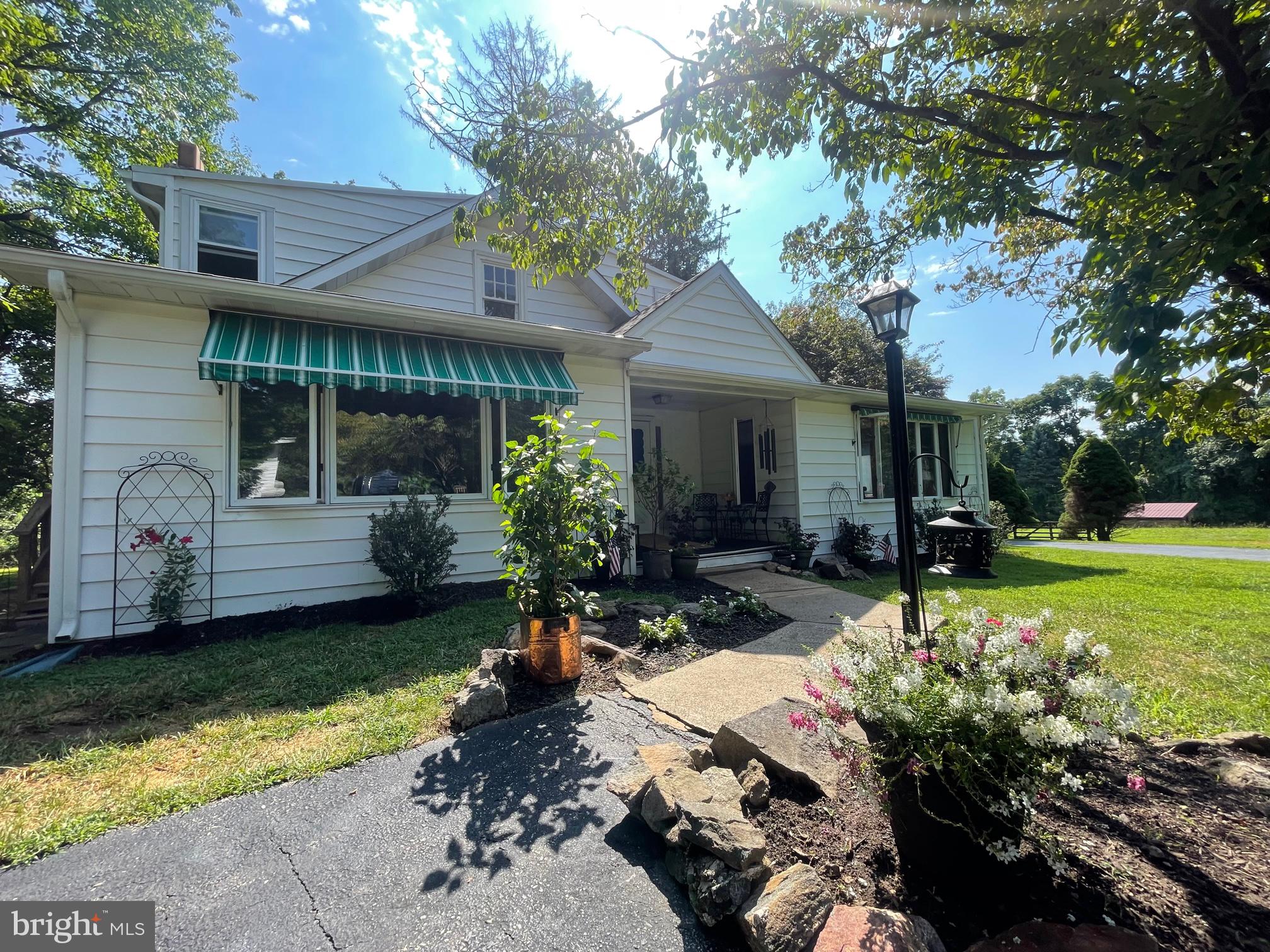 120 DIAMOND ROCK ROAD