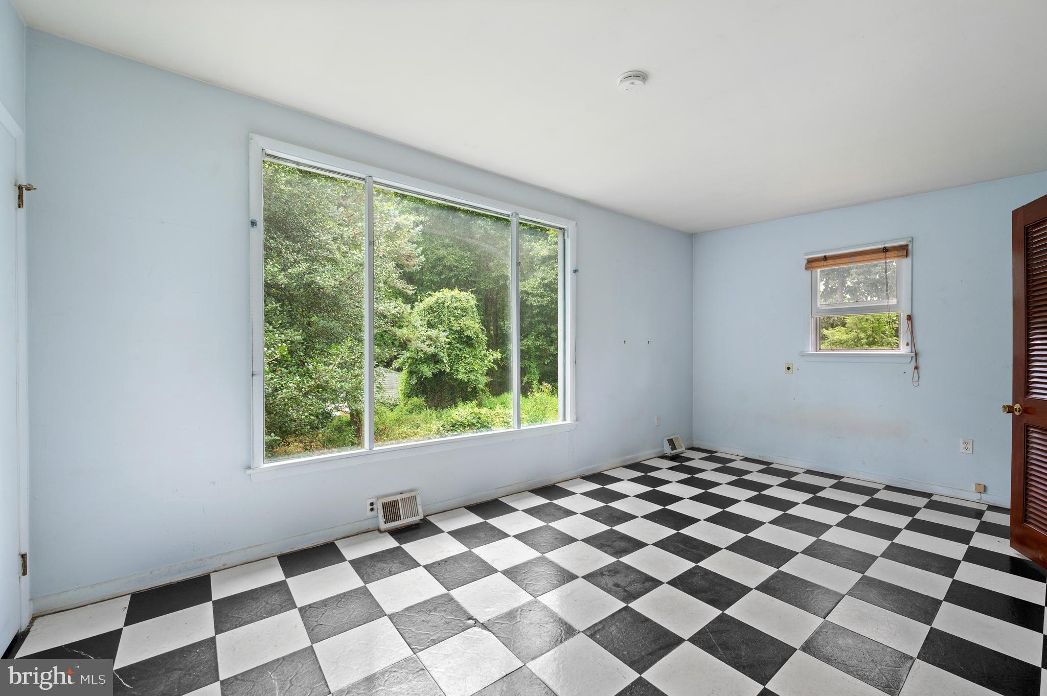 VALLEY FORGE MTN - Residential