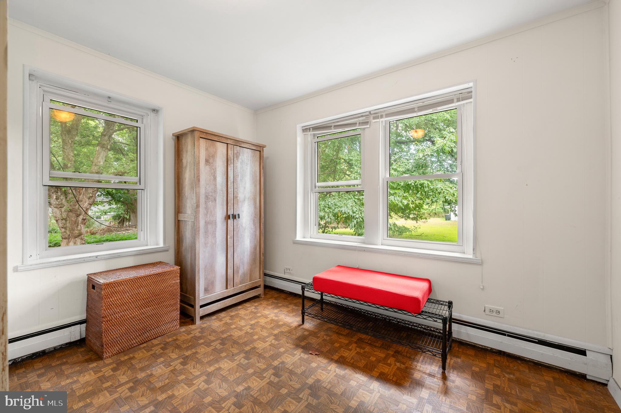 VALLEY FORGE MTN - Residential