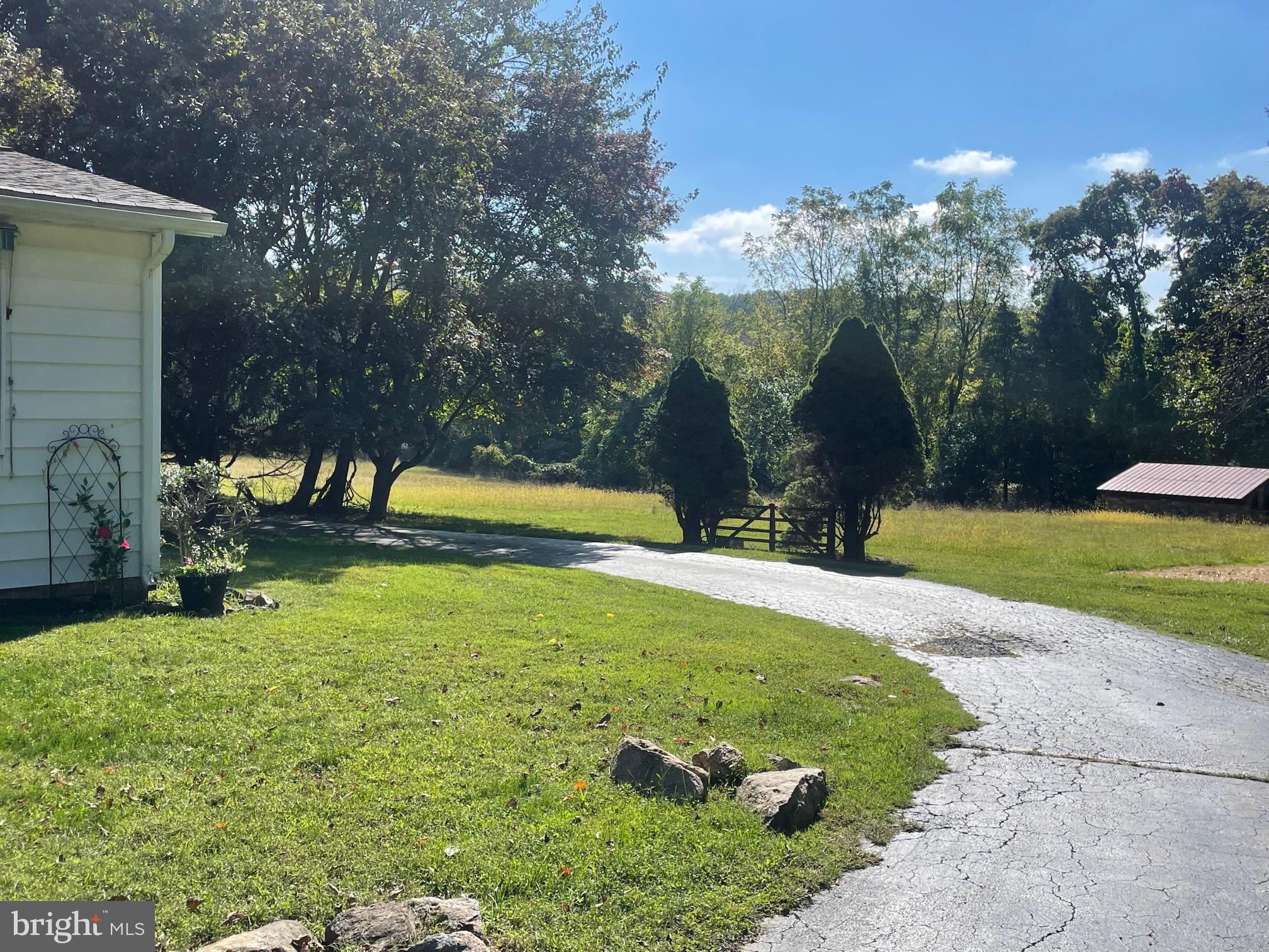 VALLEY FORGE MTN - Residential