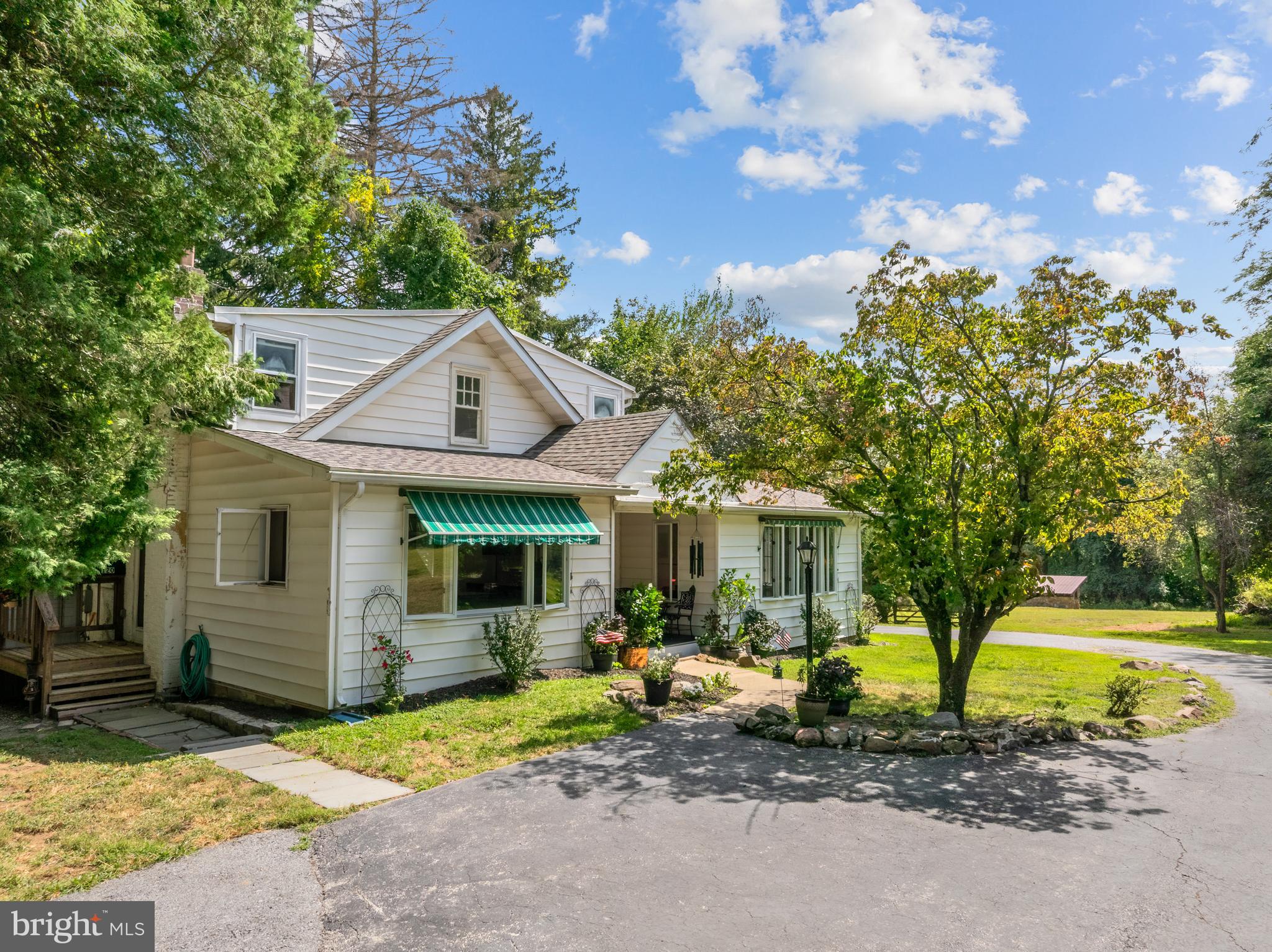 VALLEY FORGE MTN - Residential