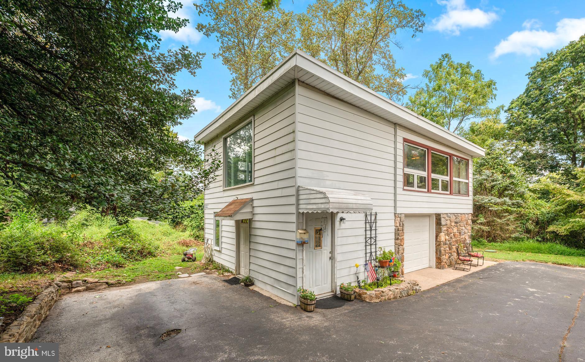 120 DIAMOND ROCK ROAD