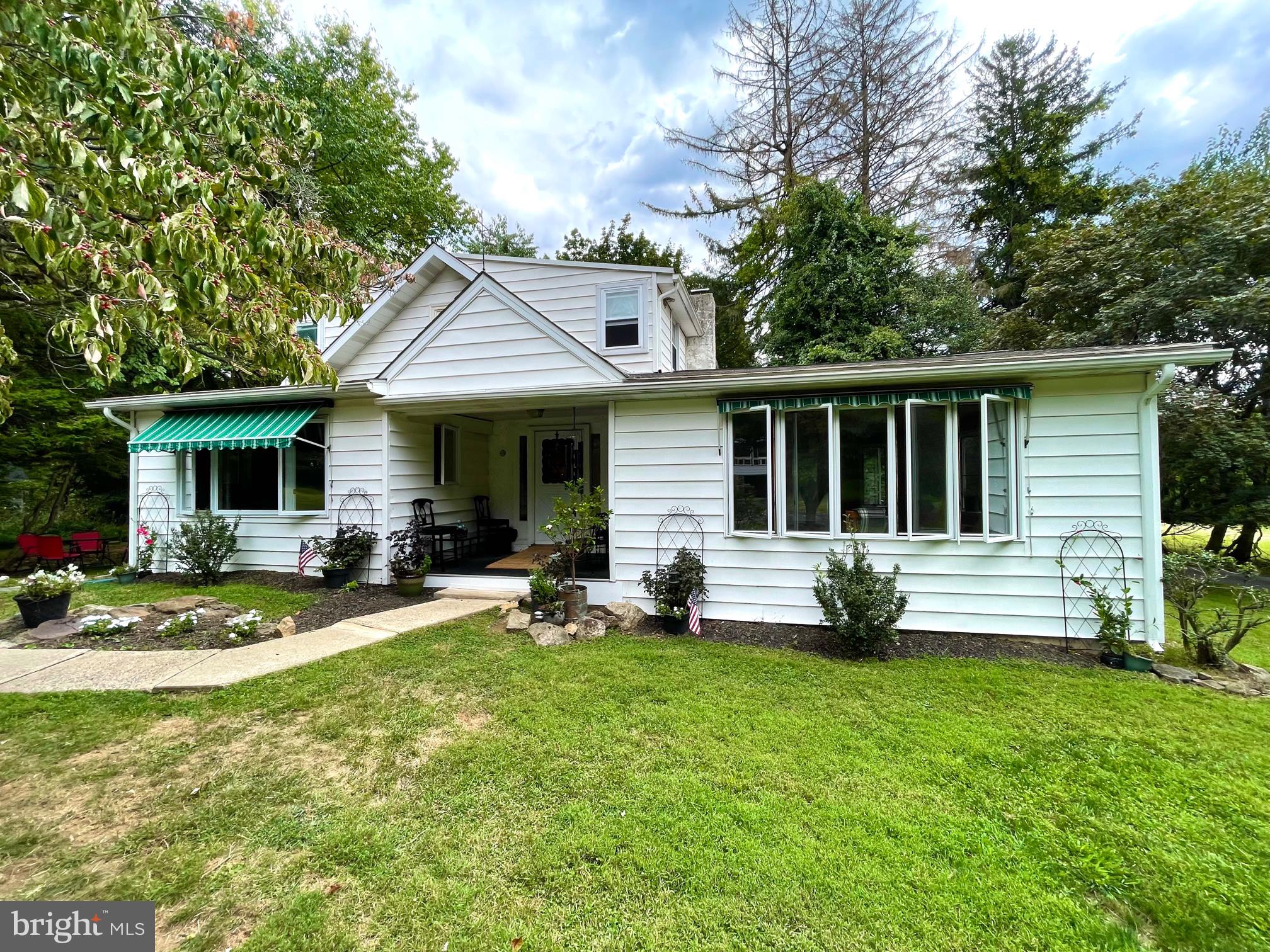 VALLEY FORGE MTN - Residential