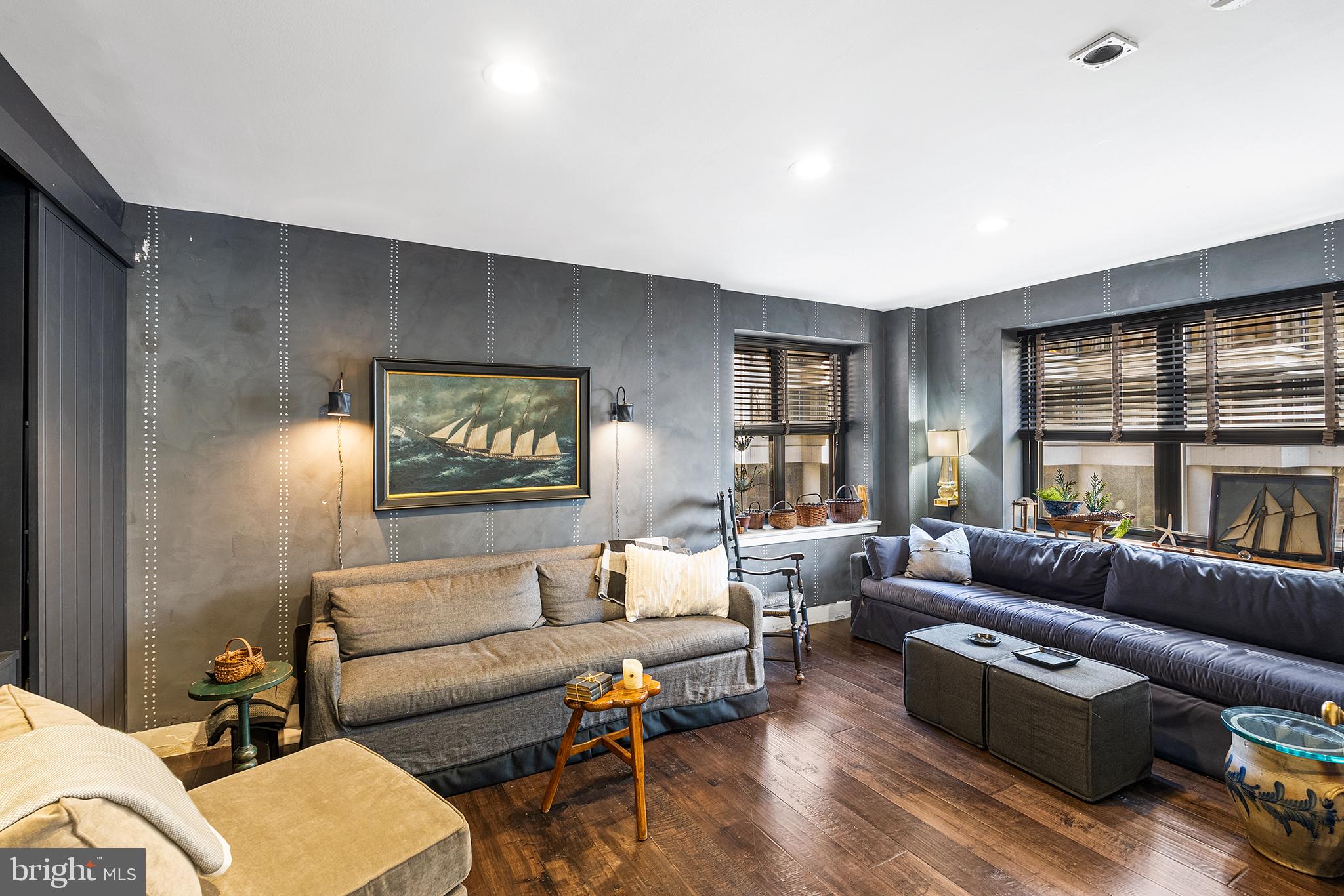 RITTENHOUSE SQUARE - Residential