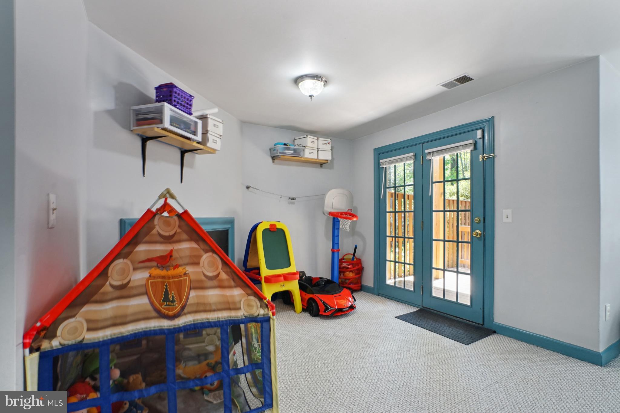 LITTLE ROCKY RUN - Residential