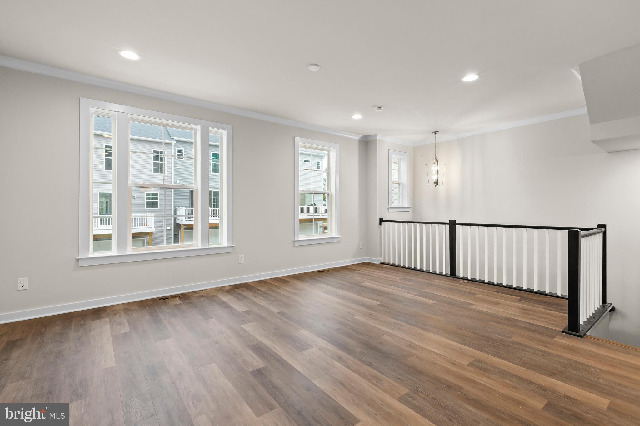 SOUTH FORK BROAD RUN - Residential