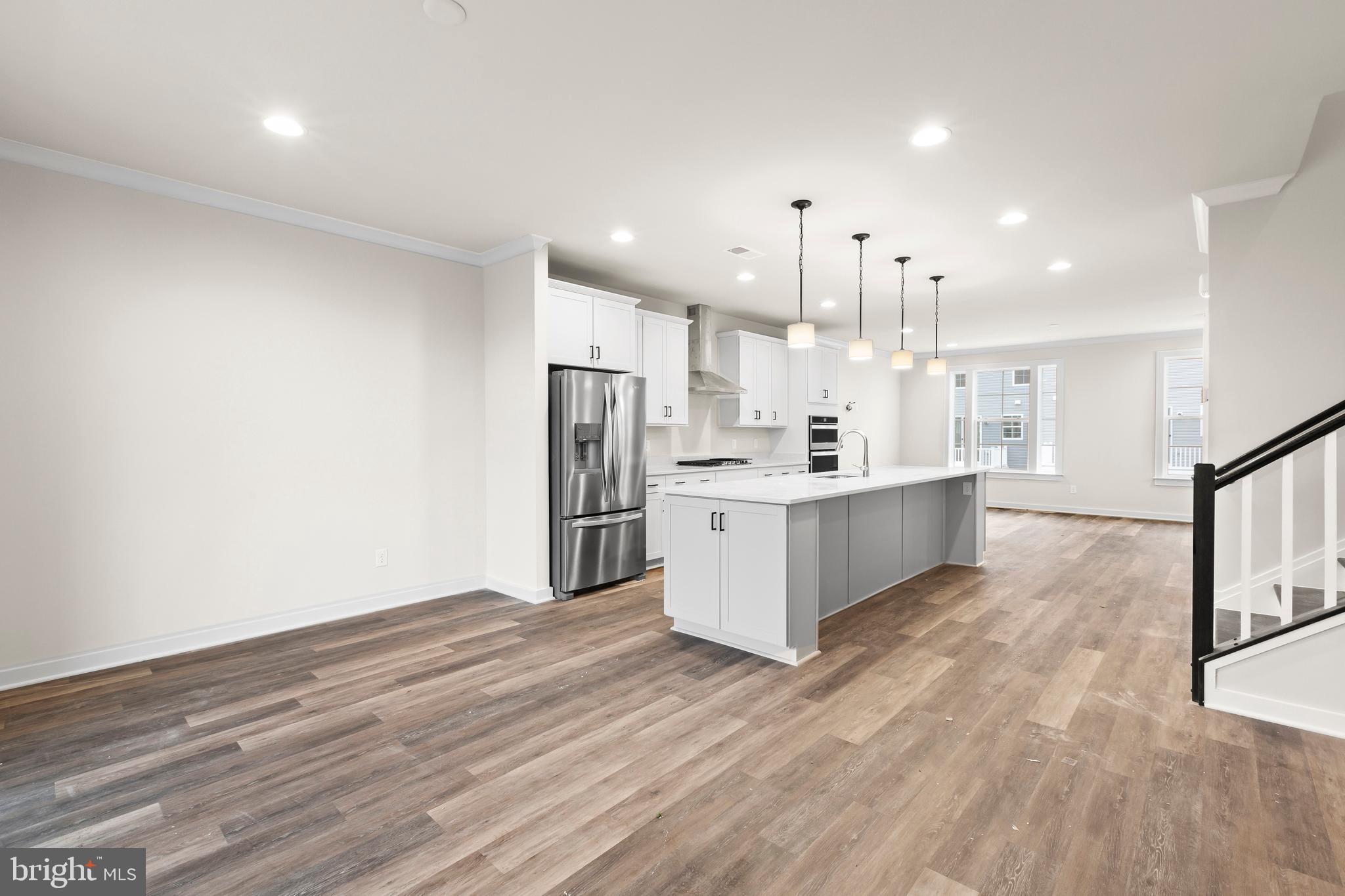 SOUTH FORK BROAD RUN - Residential