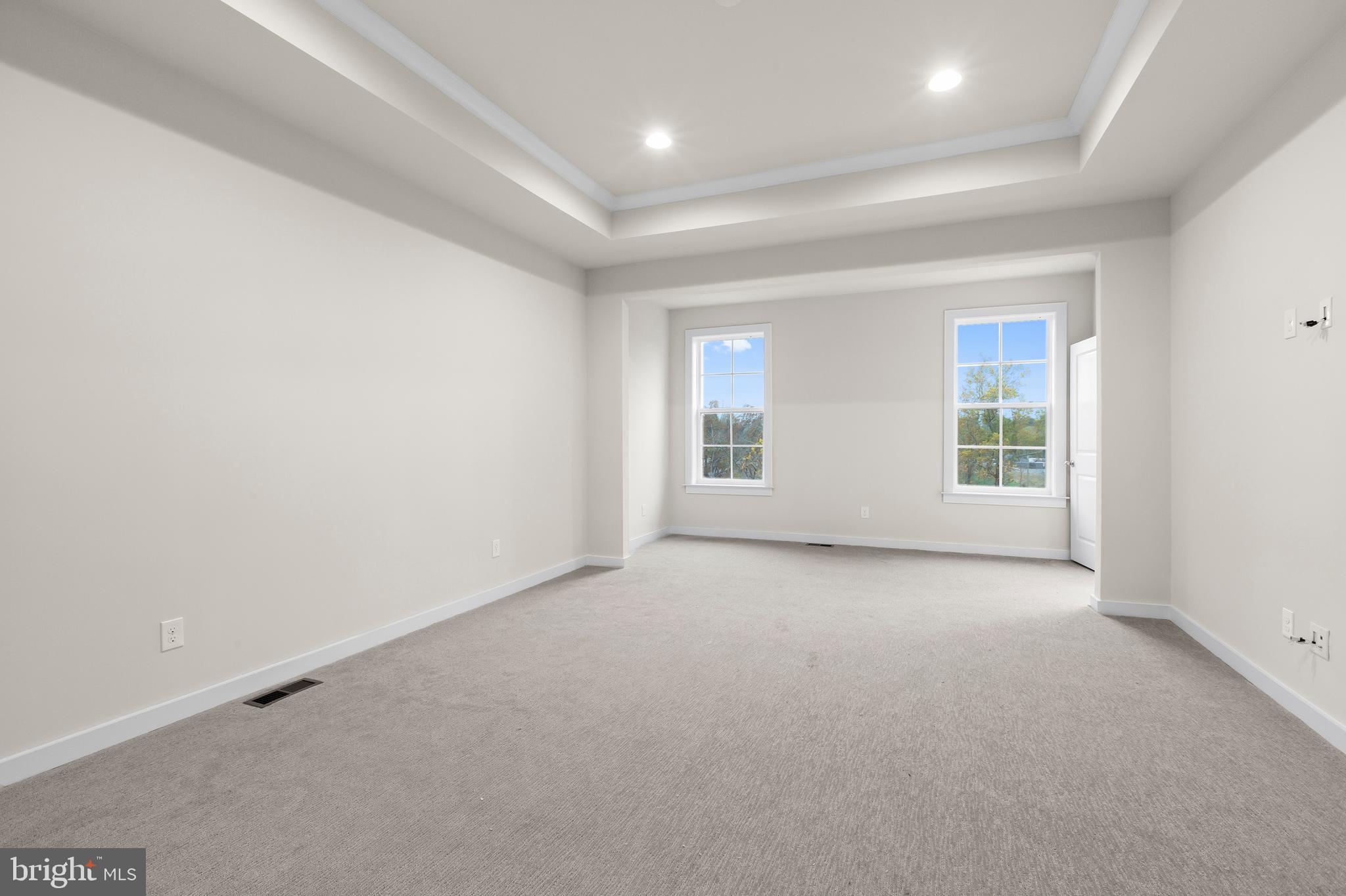 SOUTH FORK BROAD RUN - Residential