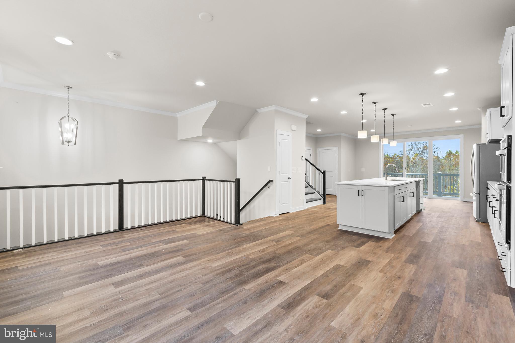 SOUTH FORK BROAD RUN - Residential