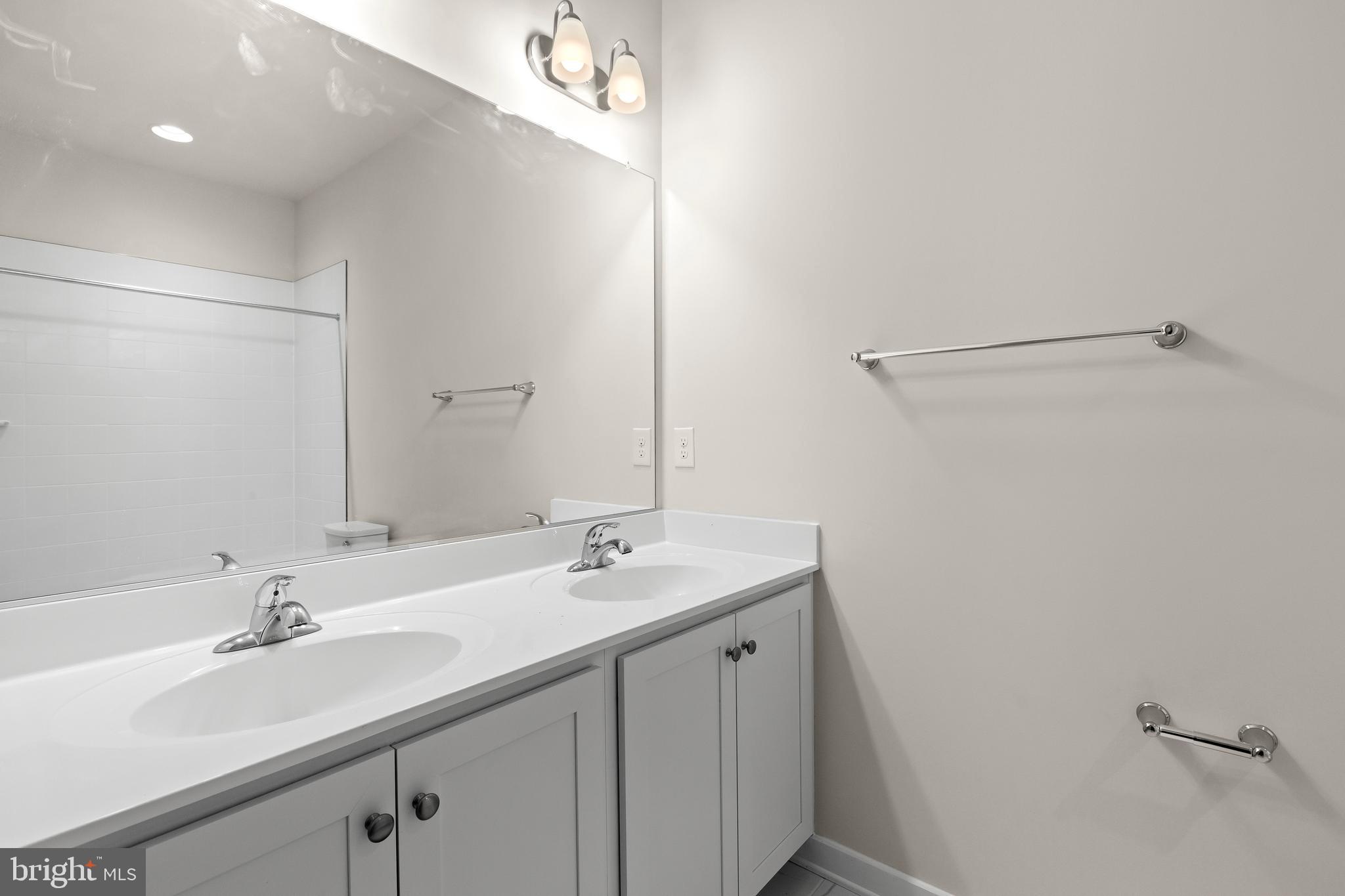 SOUTH FORK BROAD RUN - Residential