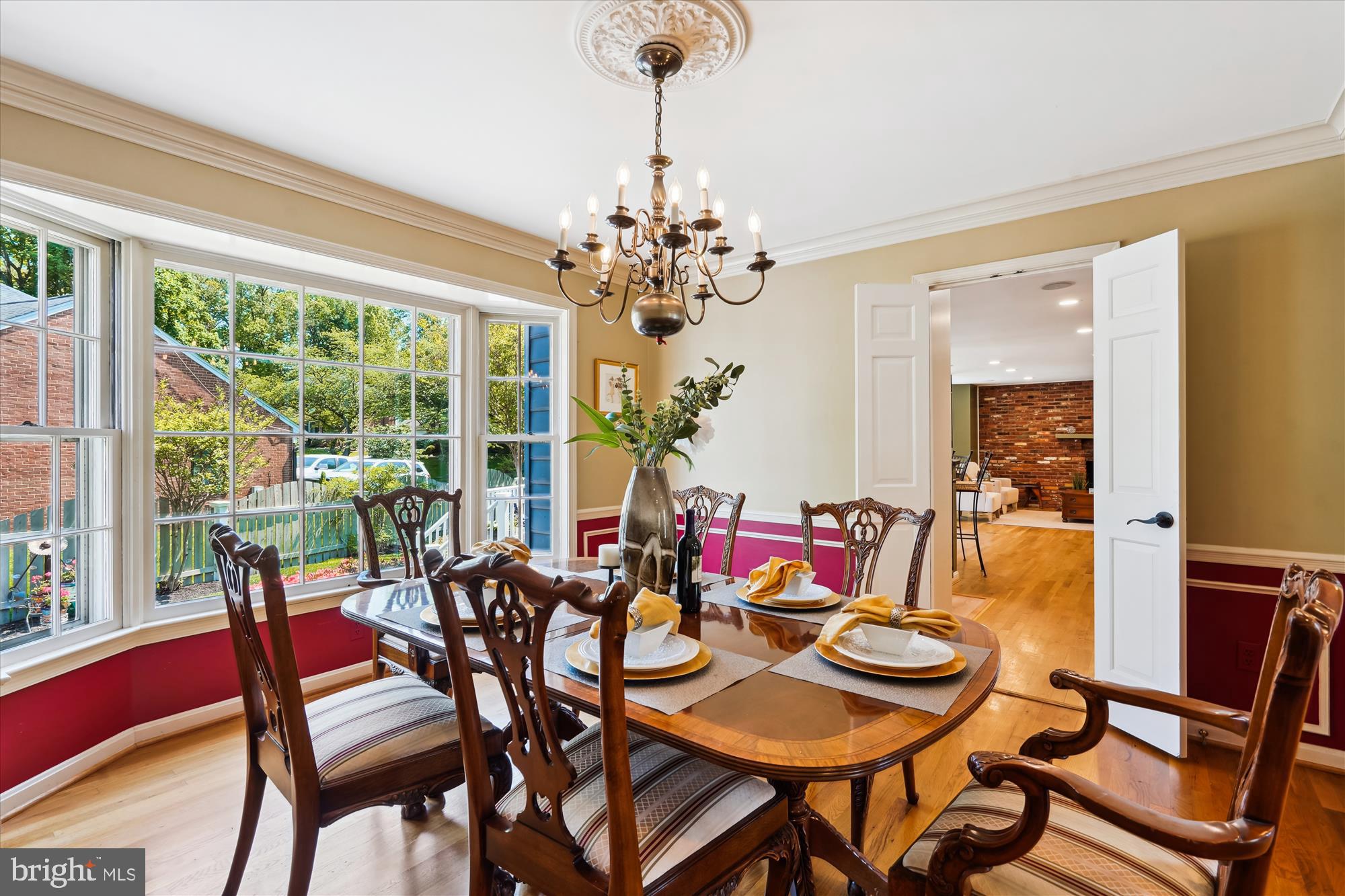 MONTROSE WOODS - Residential