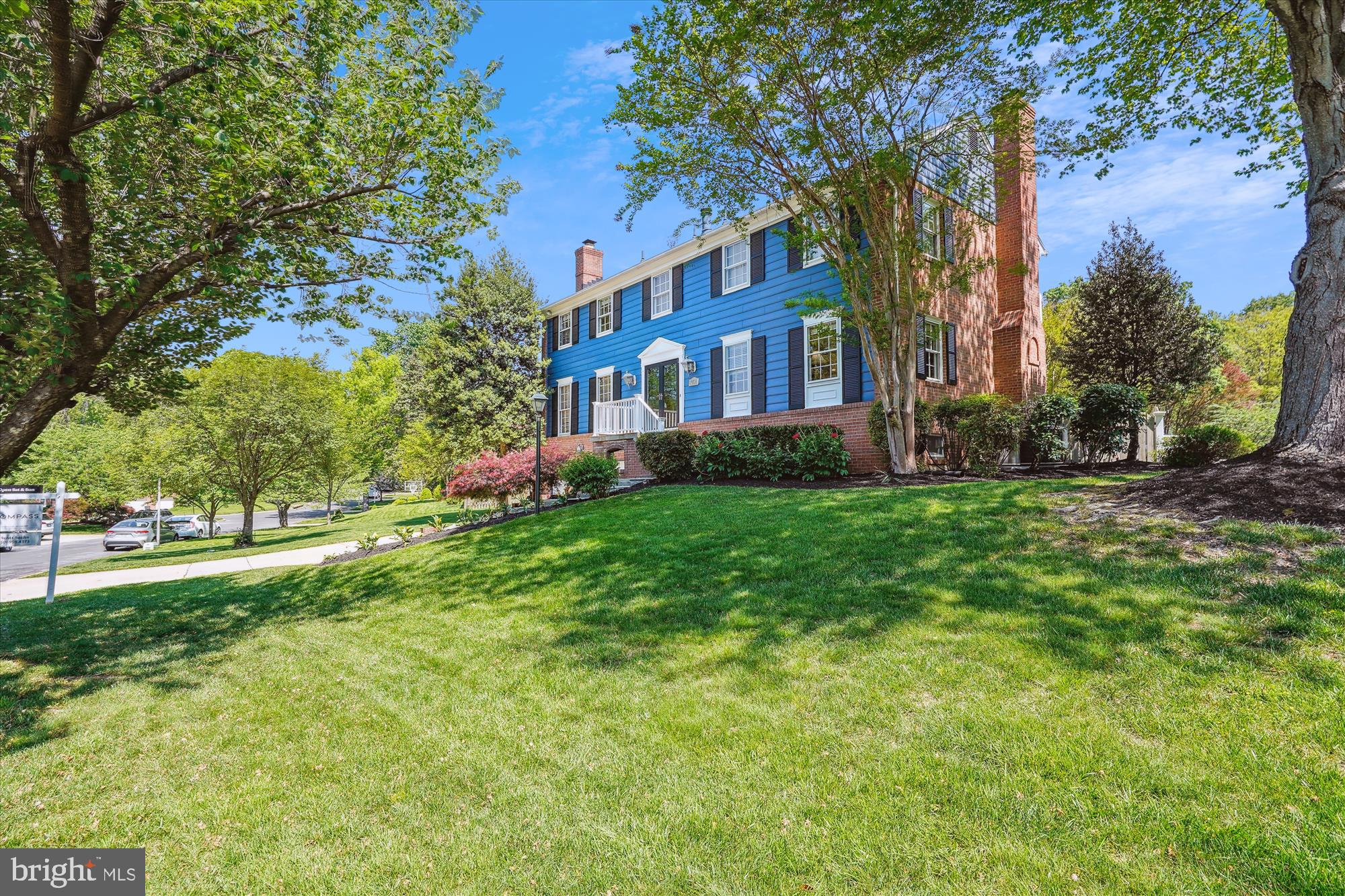 MONTROSE WOODS - Residential